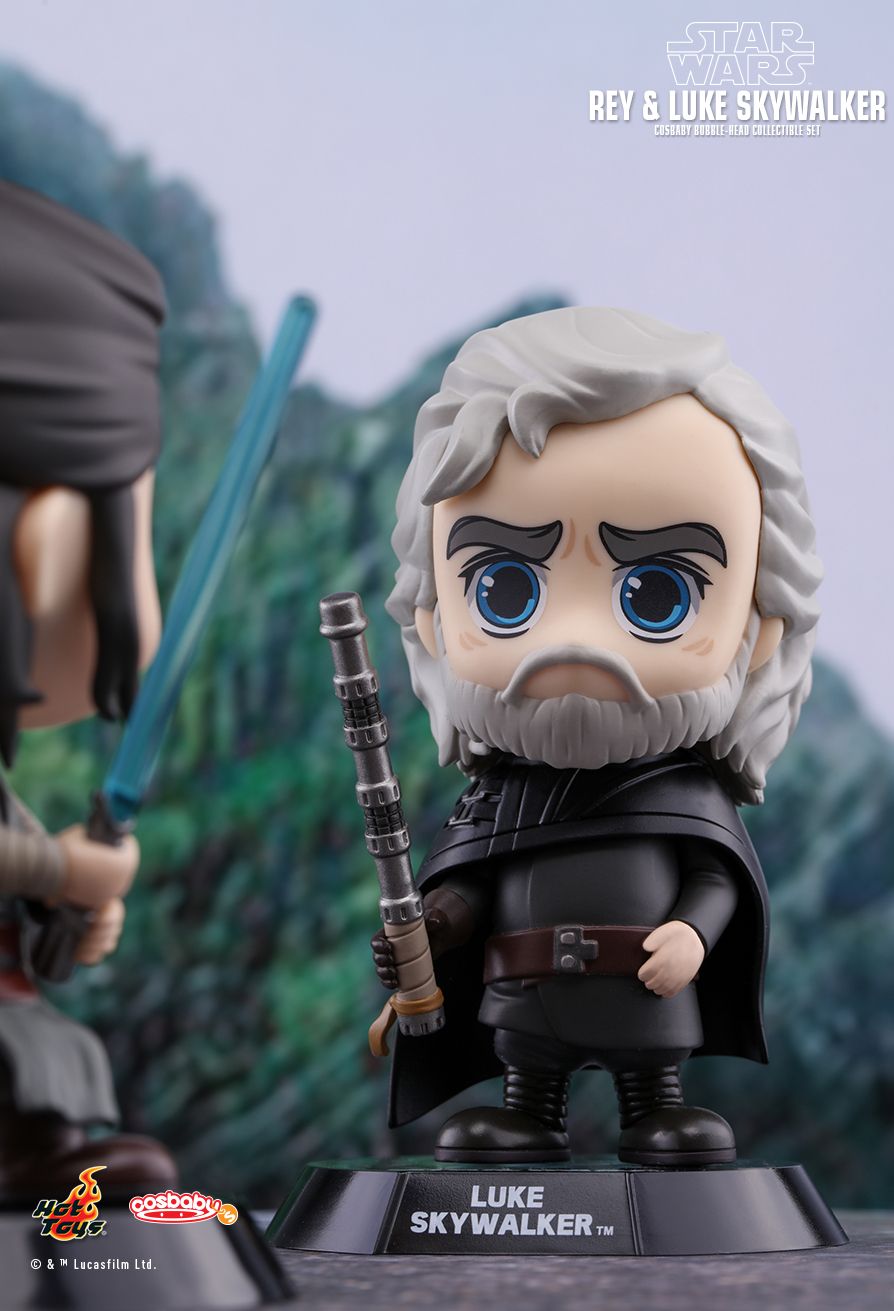 Hot Toys COSB408 STAR WARS: THE LAST JEDI - LUKE SKYWALKER