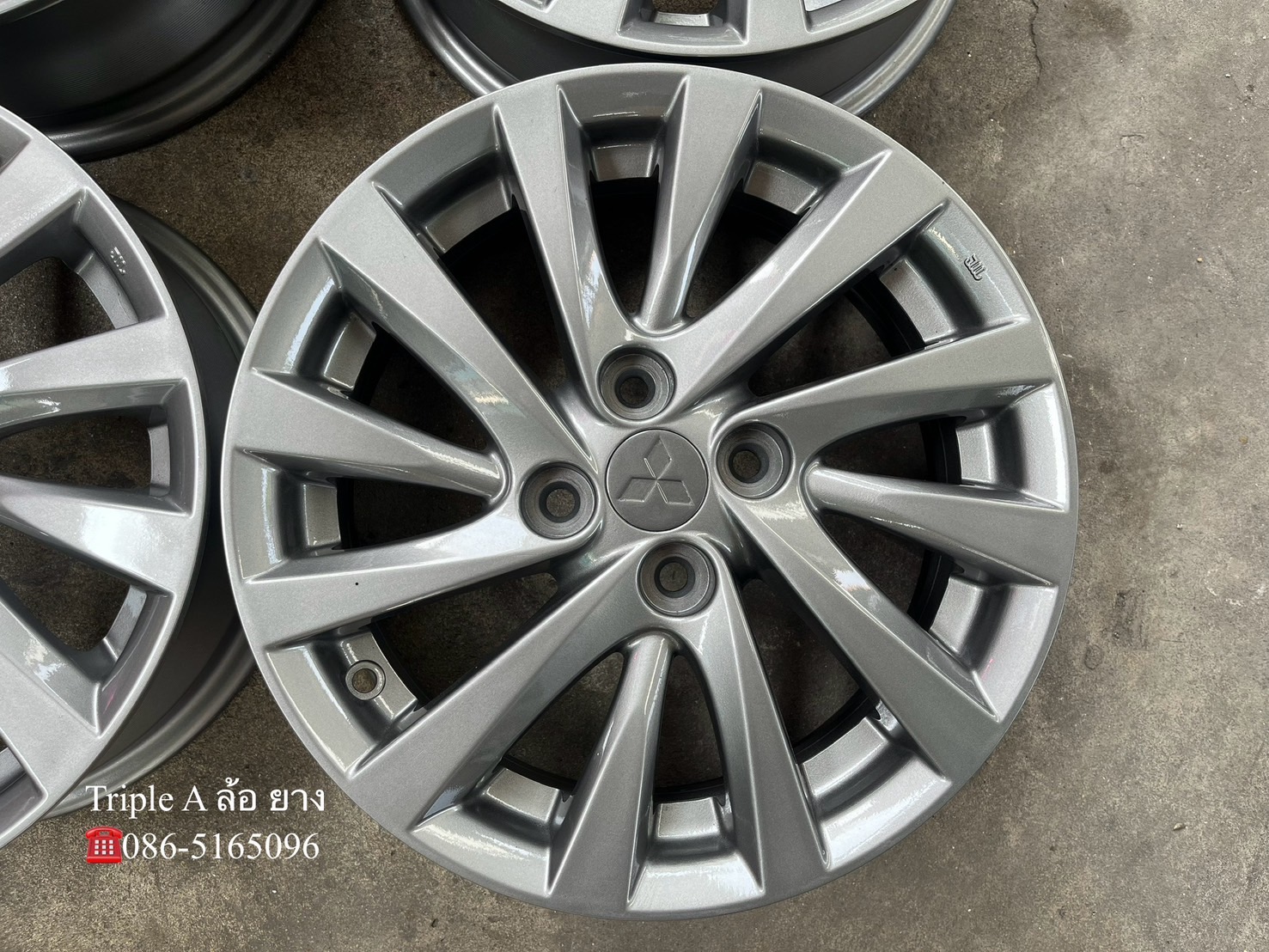 ✨ล้อแม็ก✨Mitsu Attrage ขอบ 15 สีเทา💖สวยกริ๊บ💖