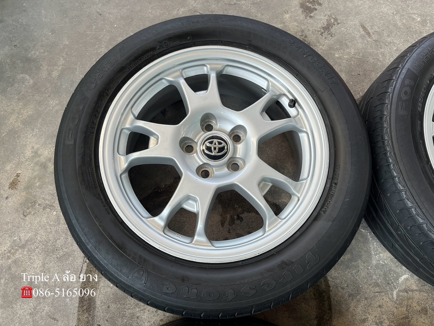 ✨ล้อแม็ก 5รู114✨Toyota ขอบ 17 สีบอร์น แถมยาง 225-55-17 Firestone ปี 20