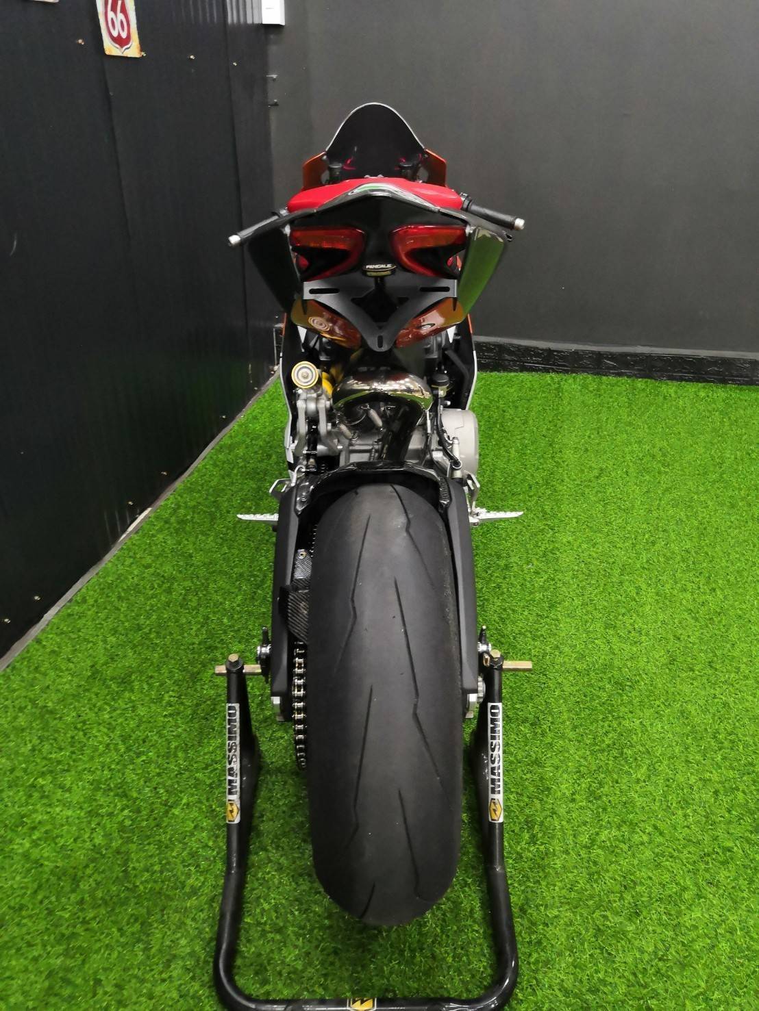 💢มาอีกแล้วโปรดีฟรี 🌟 ออกรถ ⭕️ บาท‼️สุดหล่อราคาเร้าๆ >>>DUCATI PANIGALE899 <<< จดทะเบียนปี2015