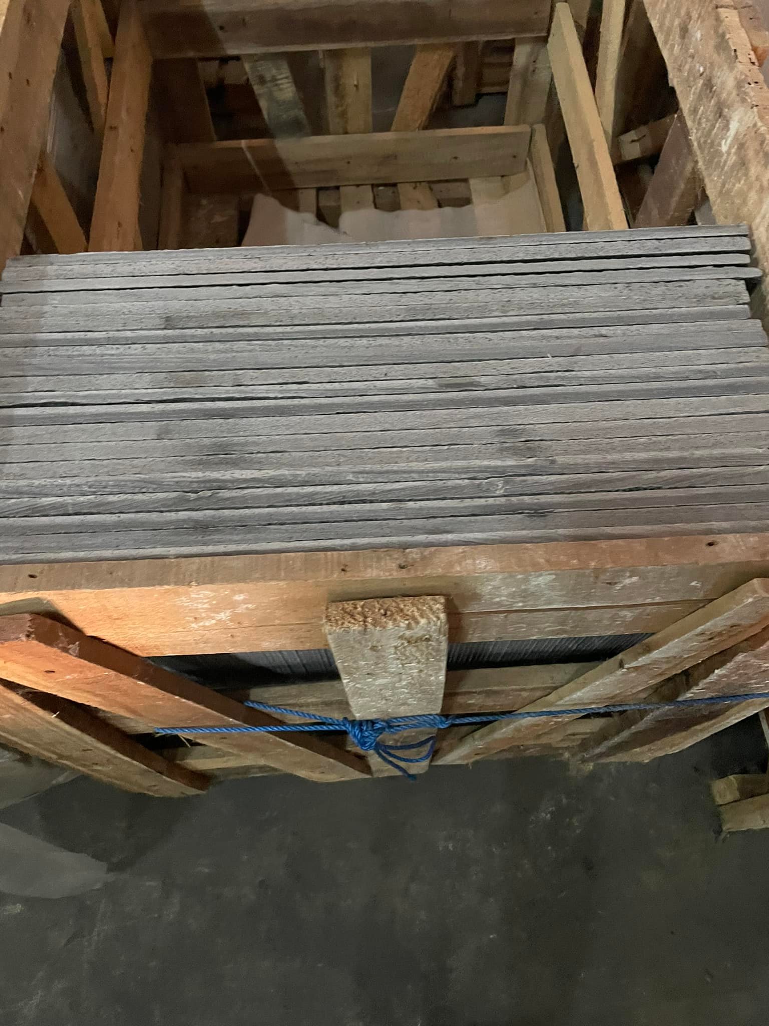 หินธรรมชาติ แผ่นสวย พร้อมส่ง Crystal Black