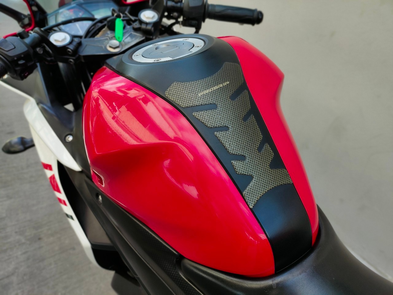 รถบ้านมือเดียวเทิร์นมาราคาจี๊บๆ 😬 YAMAHA R3 จดปี 2016