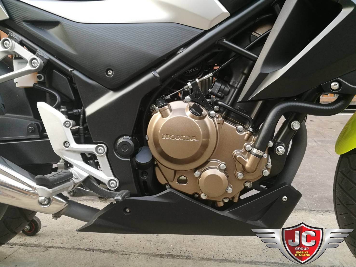 CB300(abs)รถบ้านมือเดียว สภาพ95% ไมล์แท้ หกพันโล