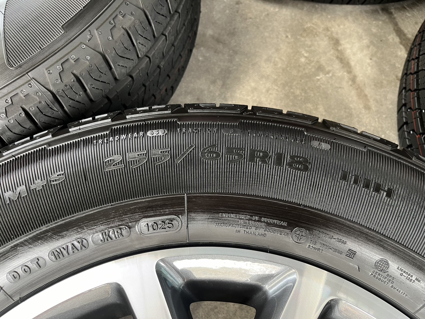 ✨ล้อแม็กพร้อมยางใหม่ป้ายแดง✨Ford Everest รุ่นใหม่ล่าสุด ขอบ 18💥ปี 25💥💖ใหม่กริ๊บ💖