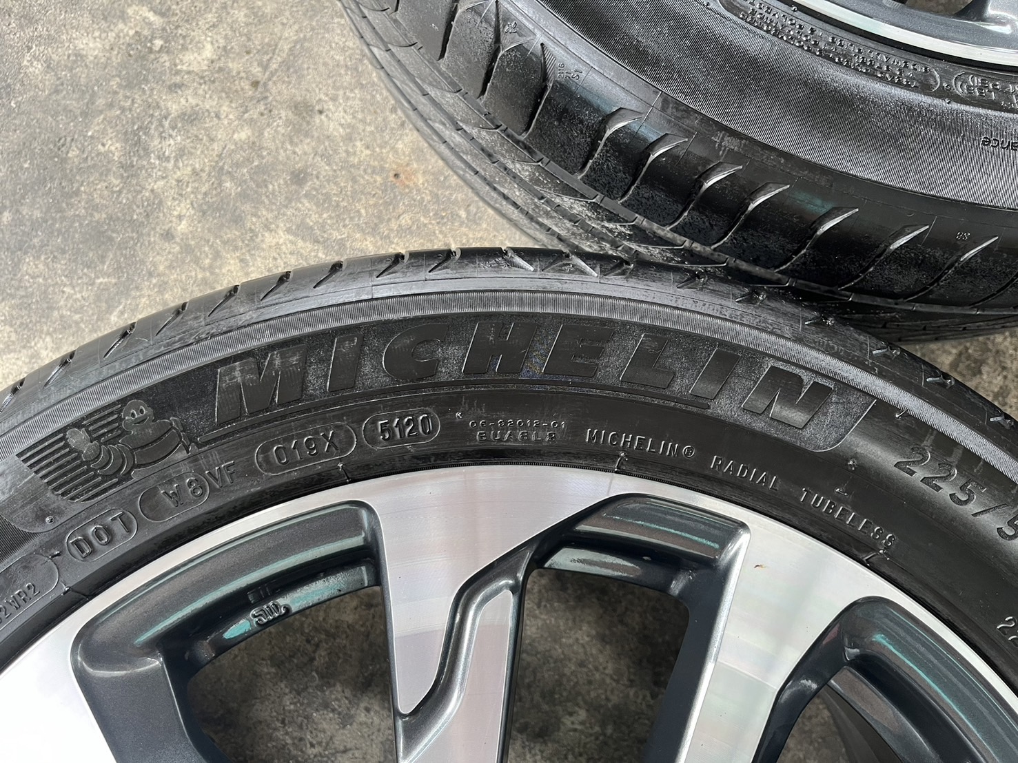 ✨ล้อแม็กพร้อมยาง✨Toyota Corolla Cross ขอบ 18 เทาหน้าเงา💖สภาพสวย💖