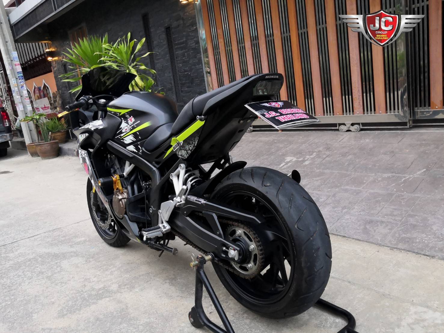 👉🏻👉🏻CBR650F👈🏻👈🏻รถสวยมือเดียวแต่งหล่อๆ