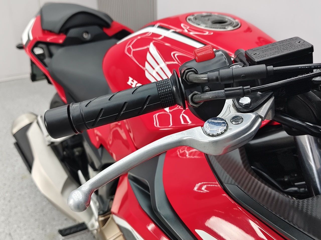 "ซื้อง่ายขายคล่องจริงรุ่นนี้" HONDA CBR500R รถกลางปี20 มือเดียว✨️ไมล์หลักพัน✨️