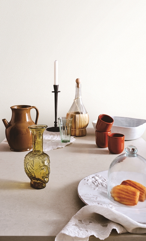 Bestie 2025 - BW Collection ลายมินิมอล