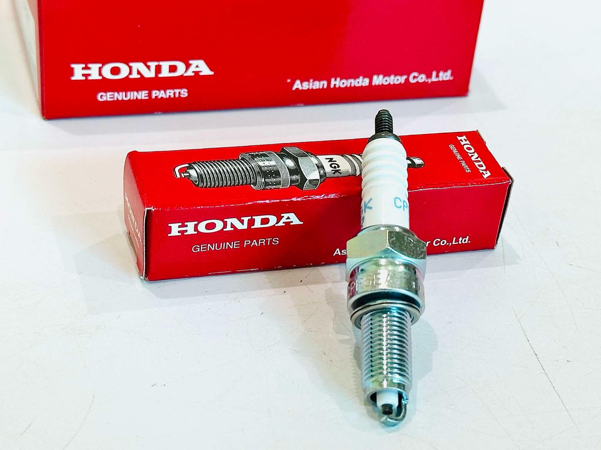 หัวเทียน msx125 super cub รุ่นไฟกลม เวฟ125 i click 150 i Aerox155 แท้ศูนย์ฮอนด้า CPR6EA-9S B31