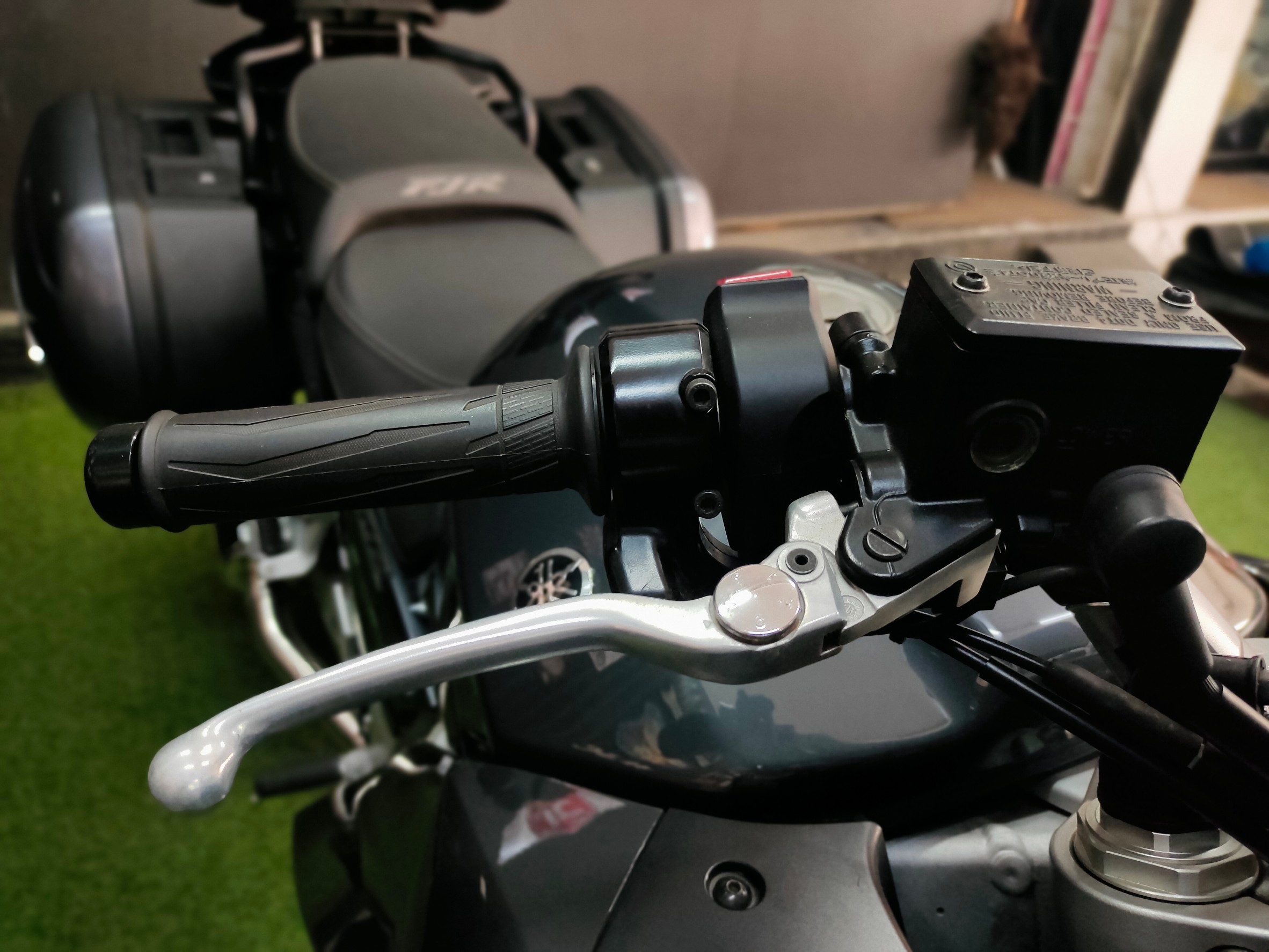 Sport Touring ตัวพรีเมียมจากค่าย YAMAHA รุ่น FJR1300AS ตัวท๊อป Autoclutch ขับเพลาปลายปี 2018 แท้สายจอดไมล์ 2,xxx 😎 โฉมปัจจุบัน...นับคันได้เลย‼️