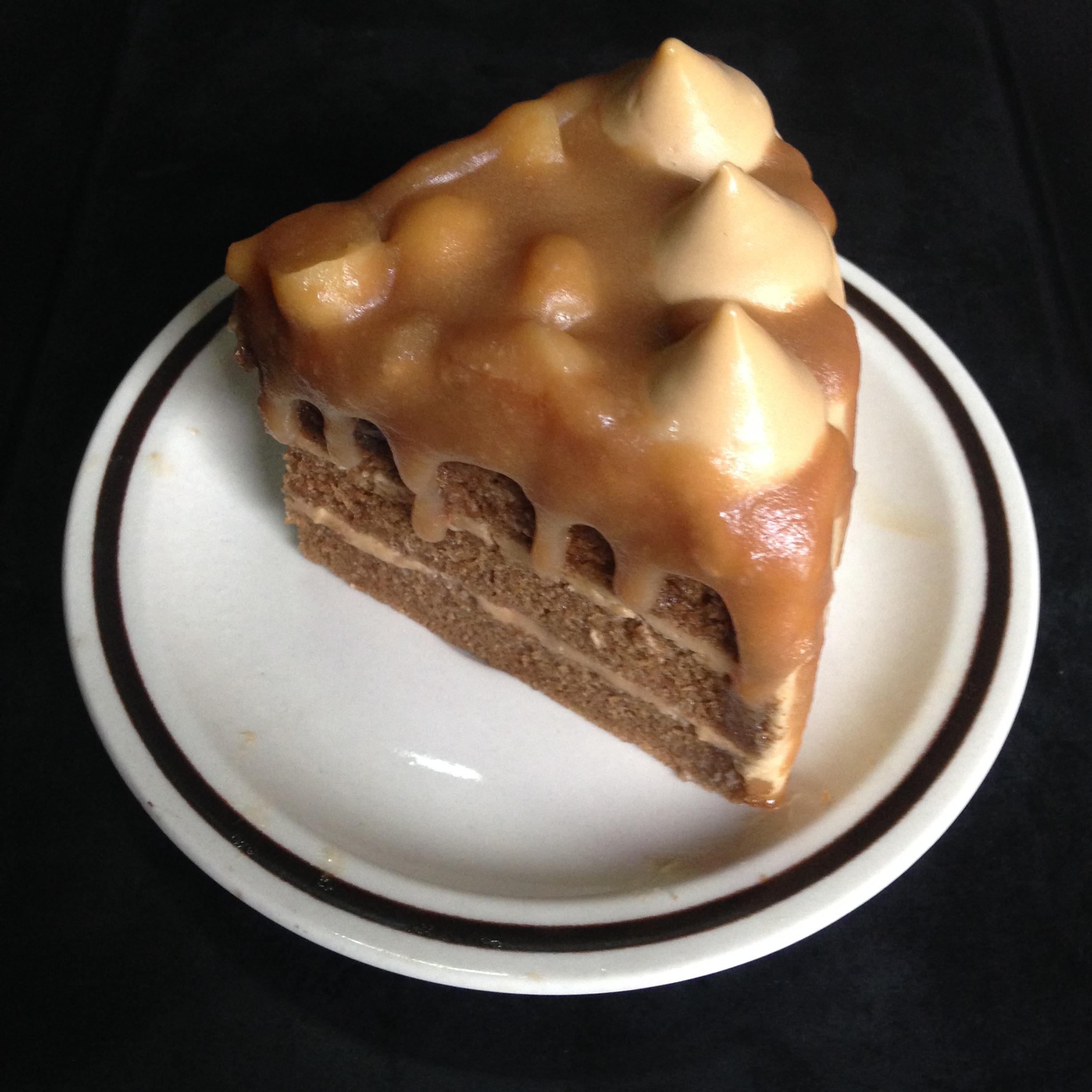 เค้กกาแฟคาราเมลมคคาเดเมีย (3 ปอนด์) / Coffee Caramel Maccadamia Cake (3 Pound / 8" x 8")