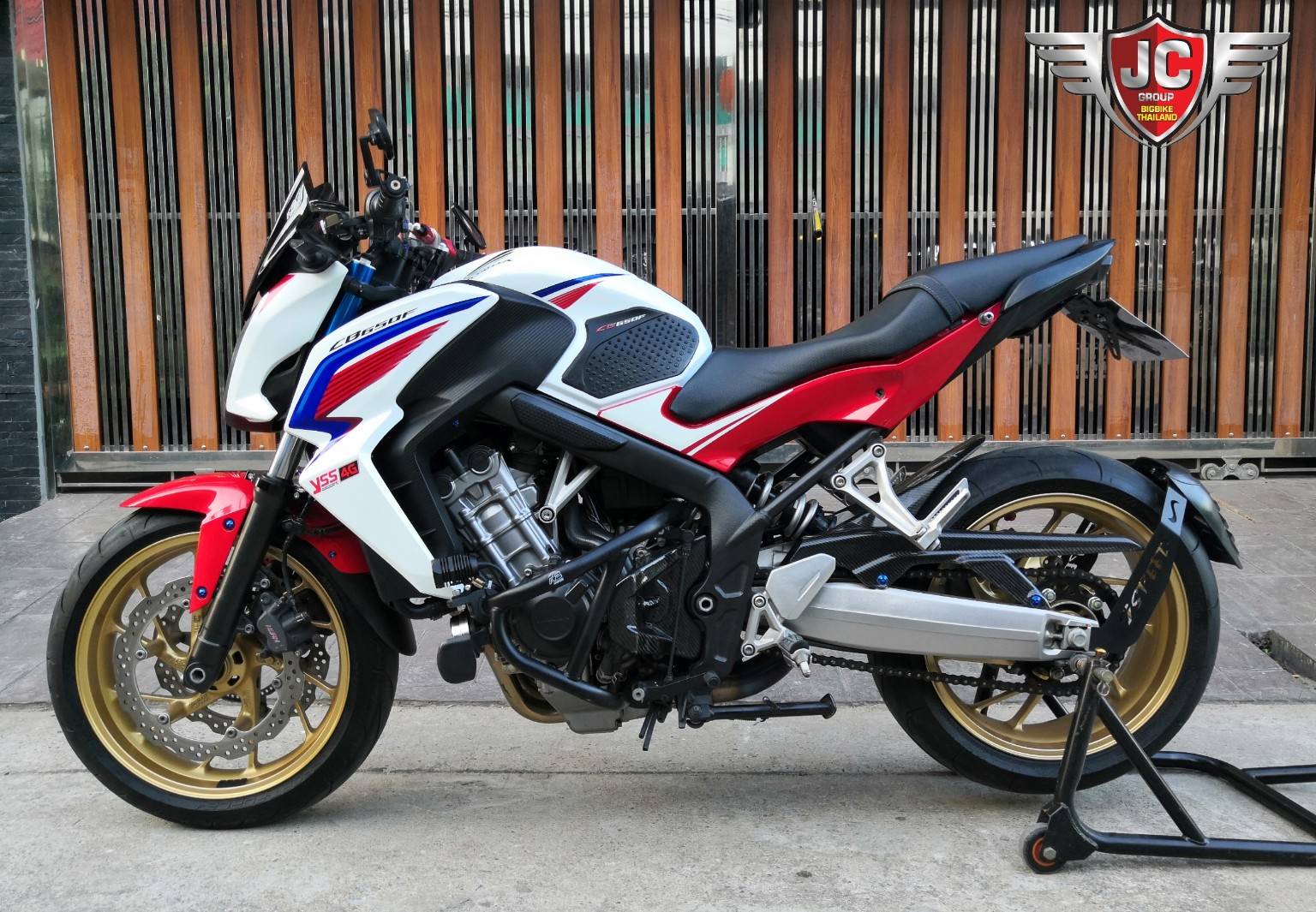 CB650F Tri-colour เครื่องอย่างเป๊ะ ห้องเครื่องแห้งๆใสๆรถบ้านแท้ๆสภาพแต่งสวยจัดหนัก