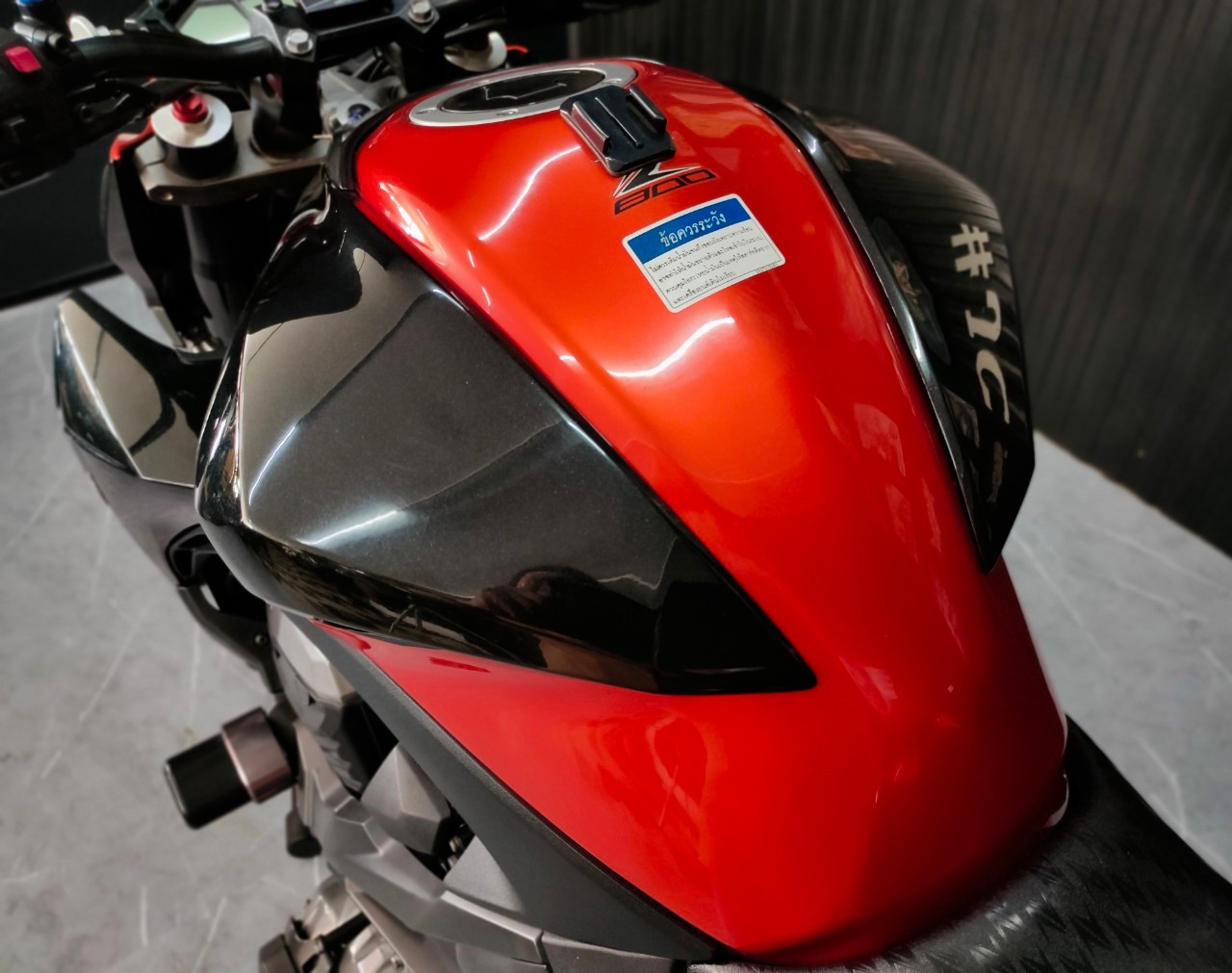 ทรงอย่างแร๊ดดด KAWASAKI Z800 ปลายปี 2013 แต่งครึ่งแสน‼️ ทรงดี ราคาโดน 😎 เซอร์วิสพร้อมใช้