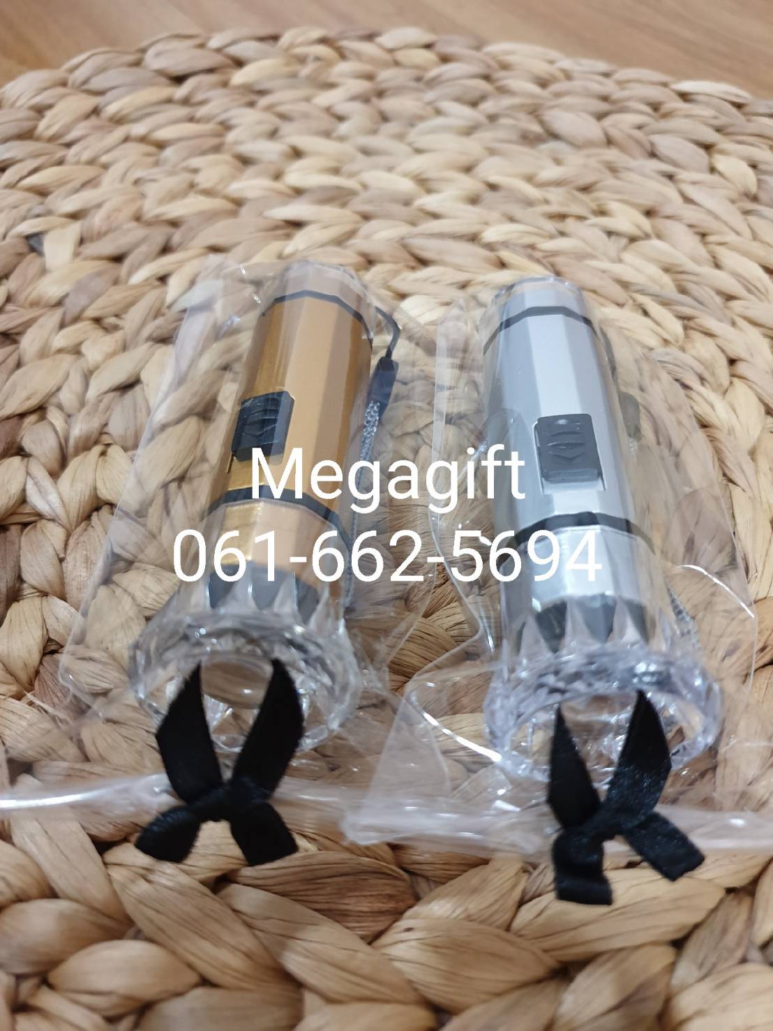 ของชำร่วยงานศพ ไฟฉายสีเงินทอง