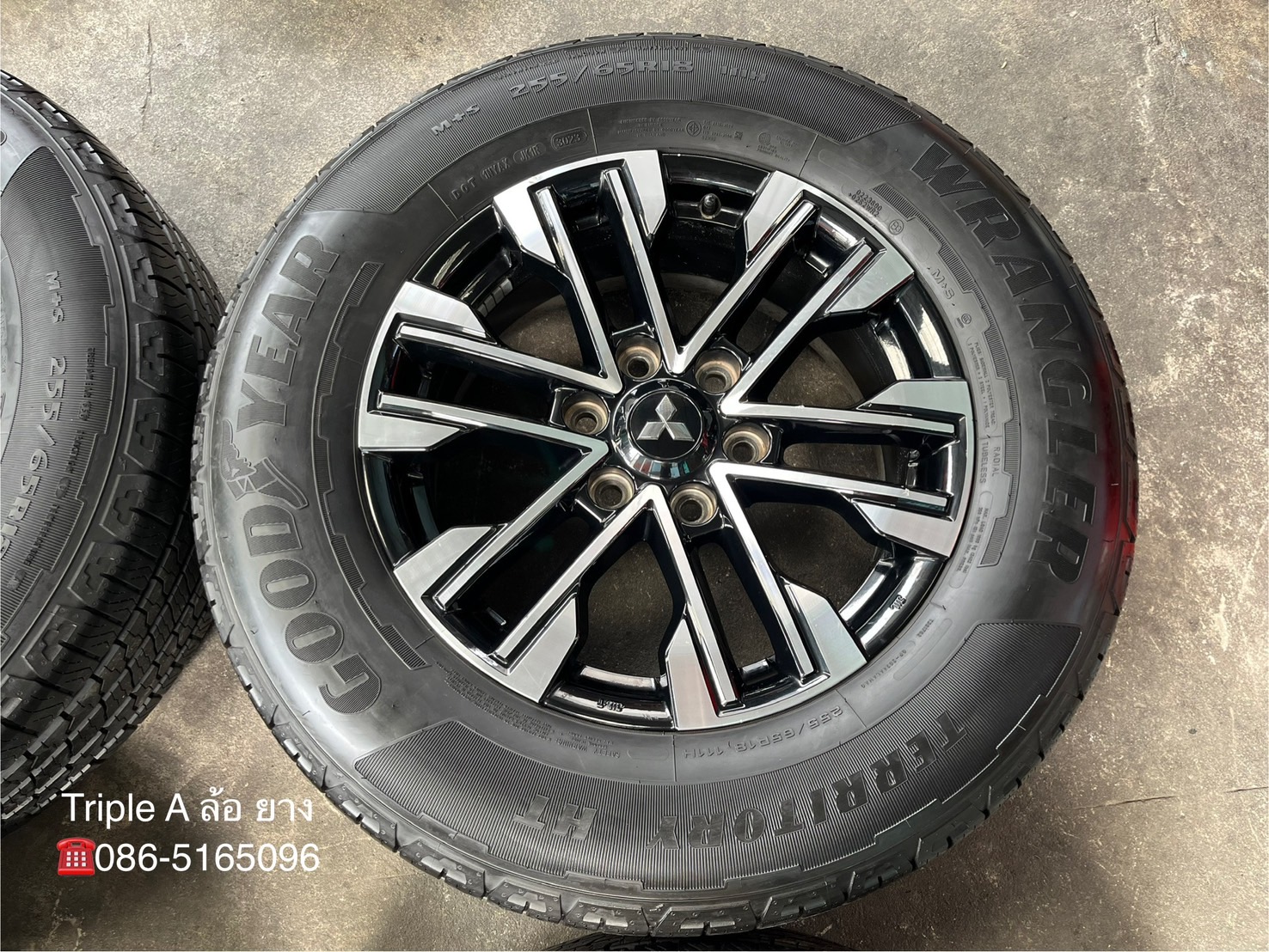 ✨ล้อแม็ก✨Mitsu Pajero ตัวท็อป ขอบ 18 ดำหน้าเงา พร้อมยาง 255-65-18 Goodyear🌟ปี 23🌟