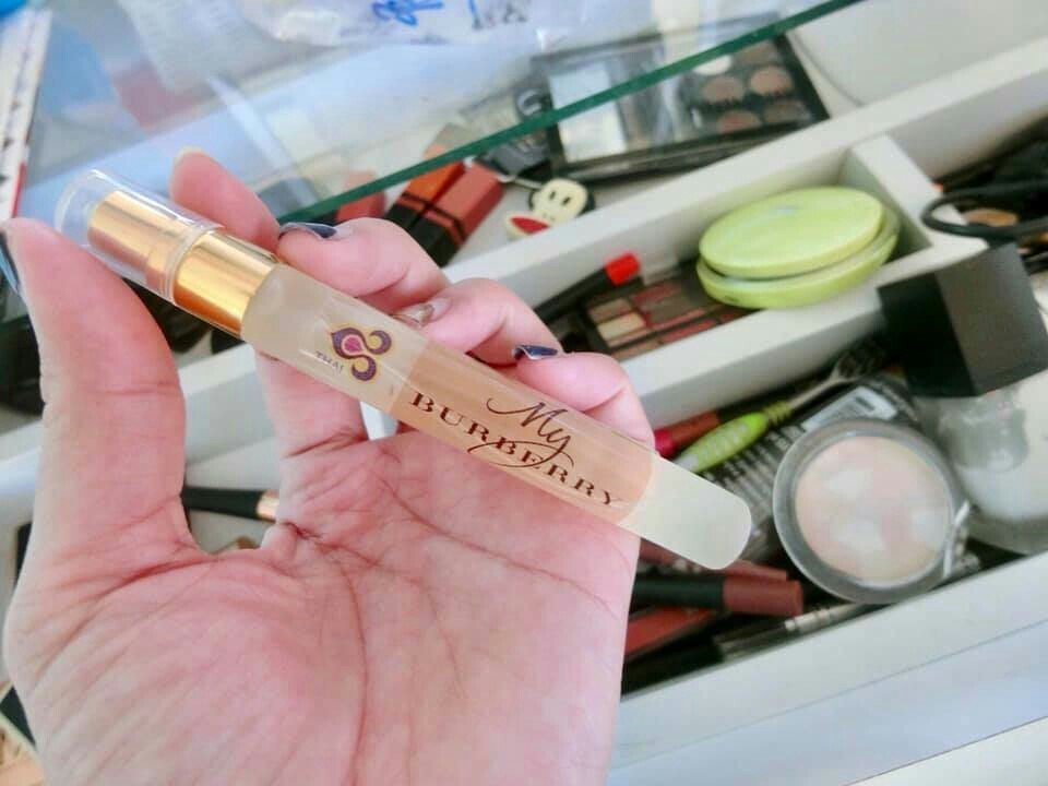 น้ำหอม การบินไทย กลิ่น บลูเบอรี่มาย ปริมาณ 10 ml AU