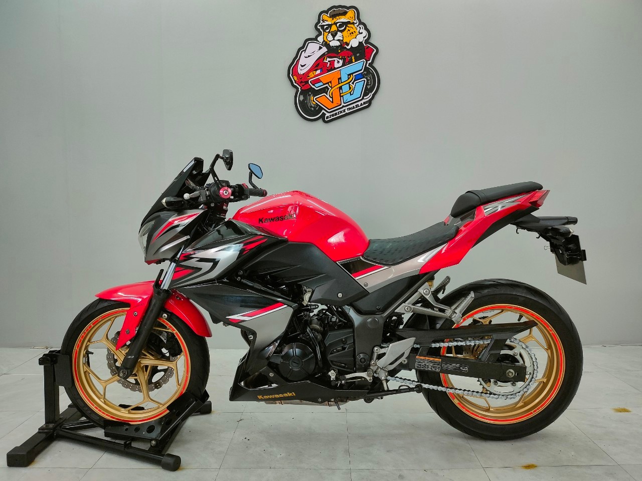❌️ ร้าน นี้ ไม่ กรอ ไมล์ ❌️ 300cc. ราคาเบาๆ Kawazaki Z300 โฉมสุดท้าย จดปี2018 สภาพพร้อมใช้งาน