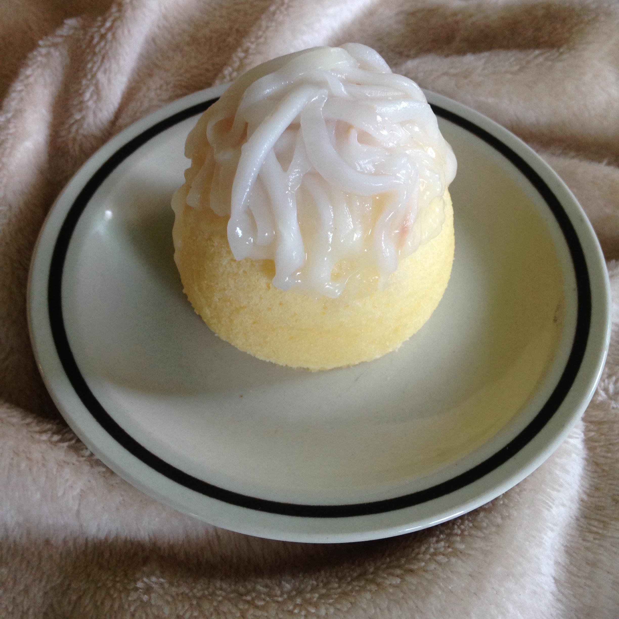 เค้กบอลมะพร้าวอ่อนลาวา Young Coconut Ball Lava Cake