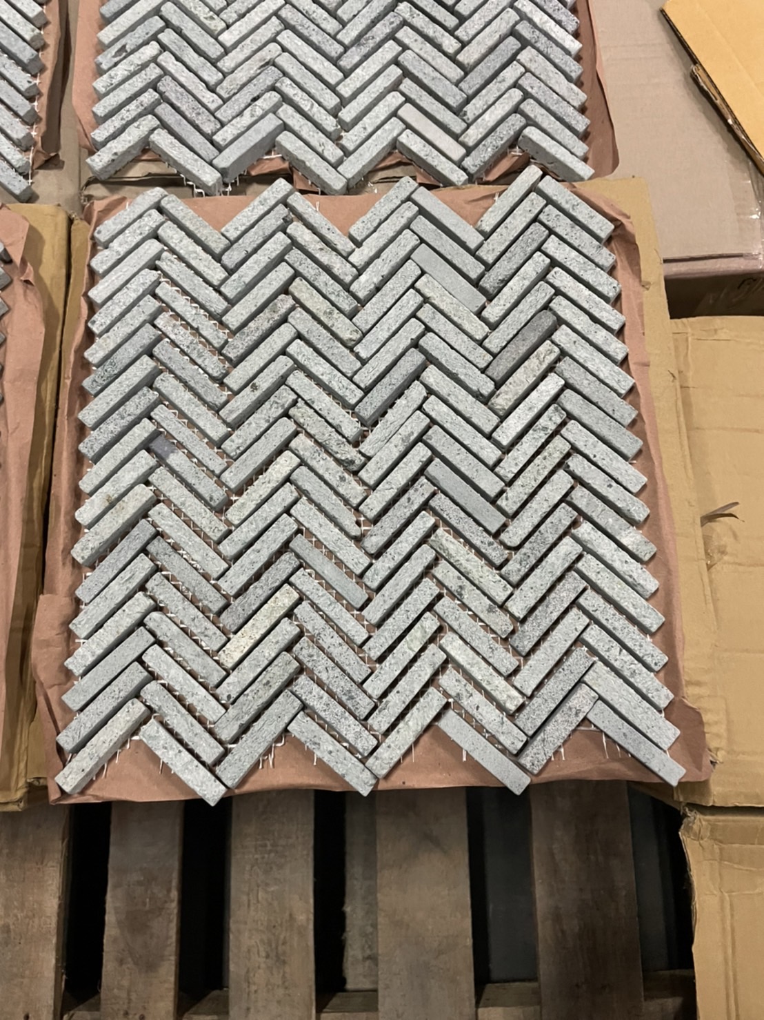 Green Sukabumi mosaic ลายก้างปลา