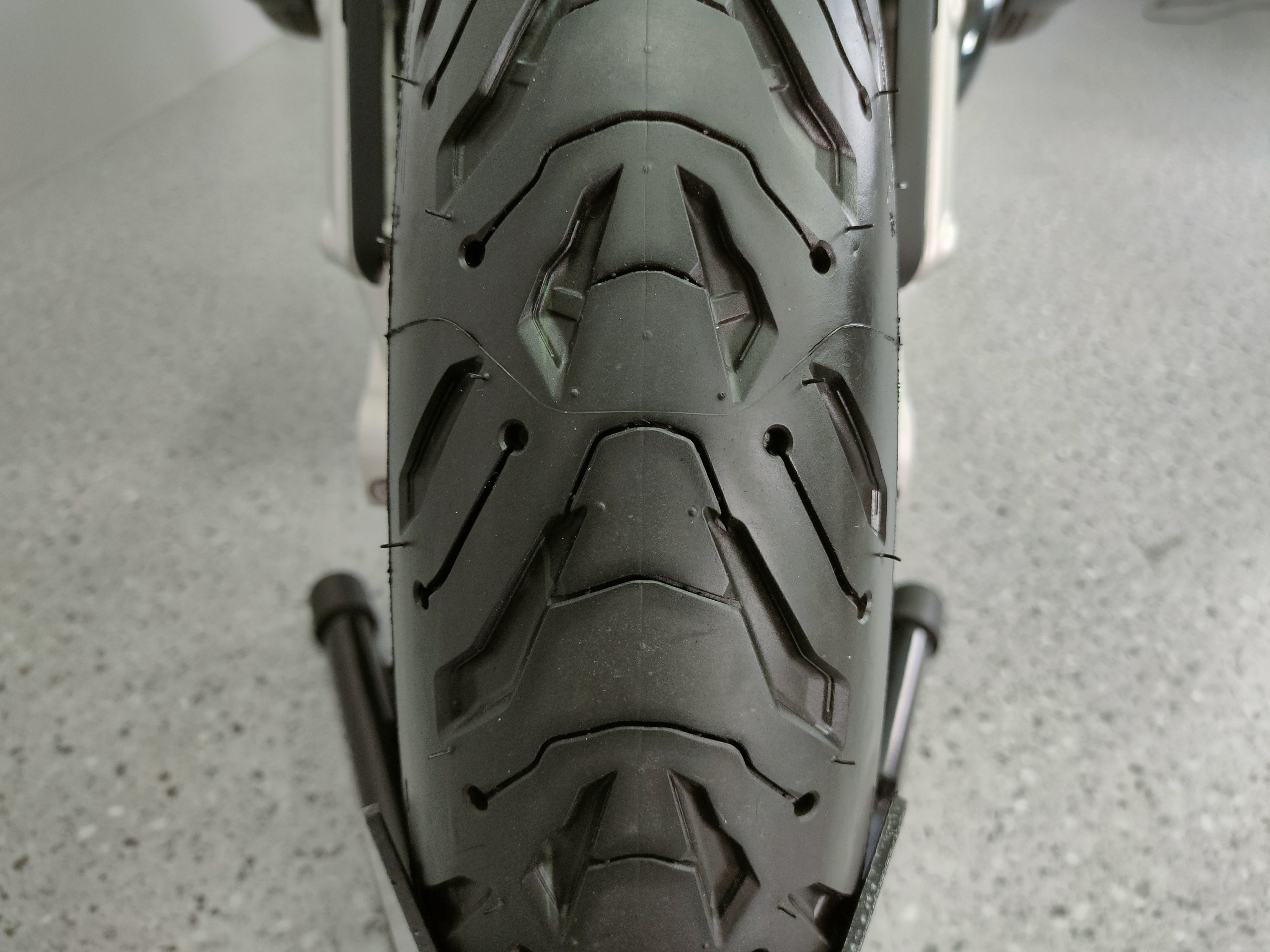 รถยังไม่ได้จดทะเบียน❓️❓️ BMW R12 NINE T . . . ใหม่กว่านี้ต้องโชว์รูมเท่านั้น ‼️