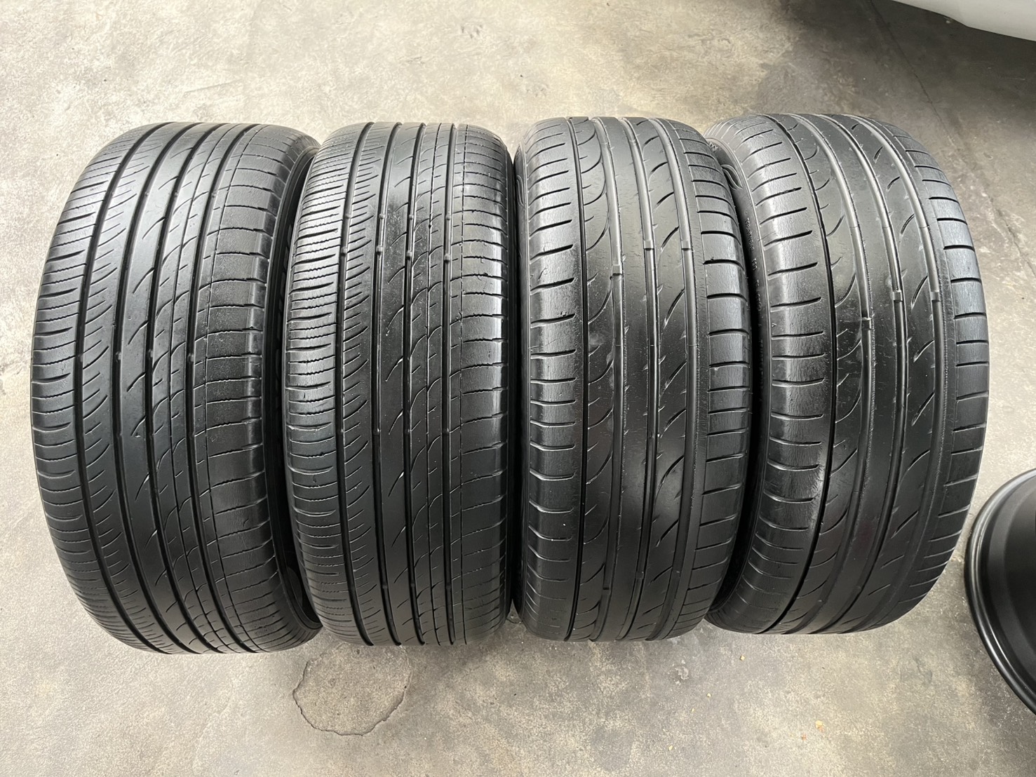 ✨ล้อกระทะ 6รู139✨Toyota ขอบ 17 สีบอร์น แถมยาง 215-55-17 ปี 21