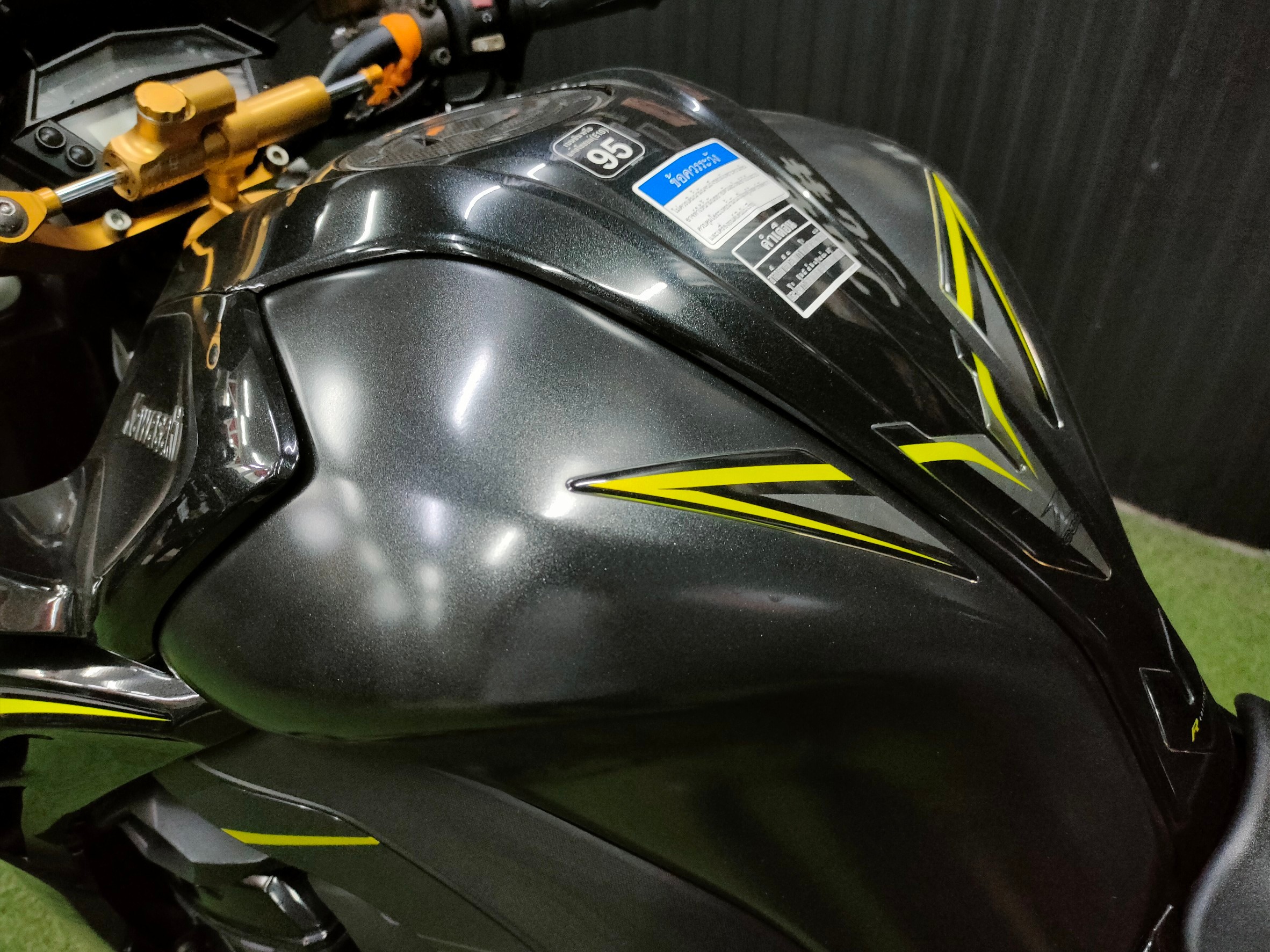 แรดพันธุ์....อ๊า 🤪 หล่อเลยคันนี้ #Z1000R ปี2018 "Optionsล้นๆรถมือเดียว"...ออกห้างร่วม7แสนเลยนะ‼️