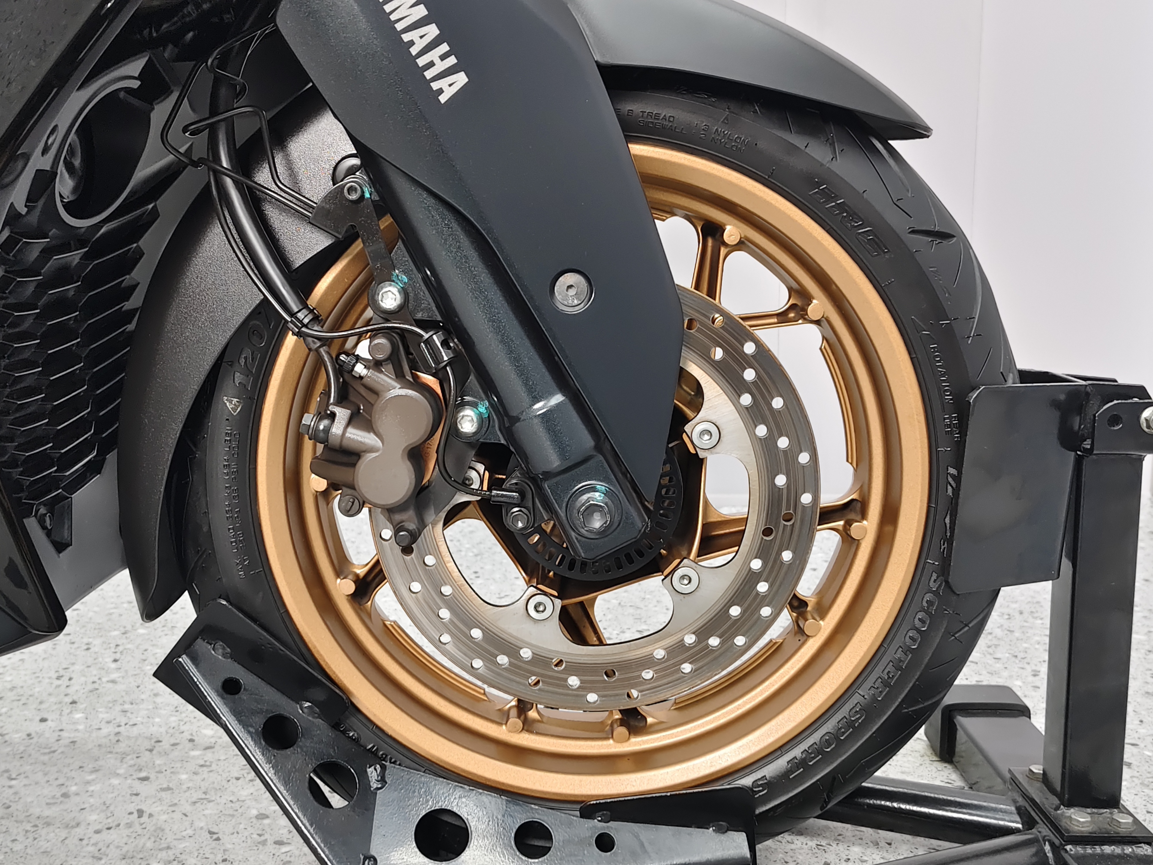 ดำๆดุๆ YAMAHA XMAX300 Connected ปลายปี 2023 แท้ พร้อมโปรโมชั่น "ฟรี⭐"