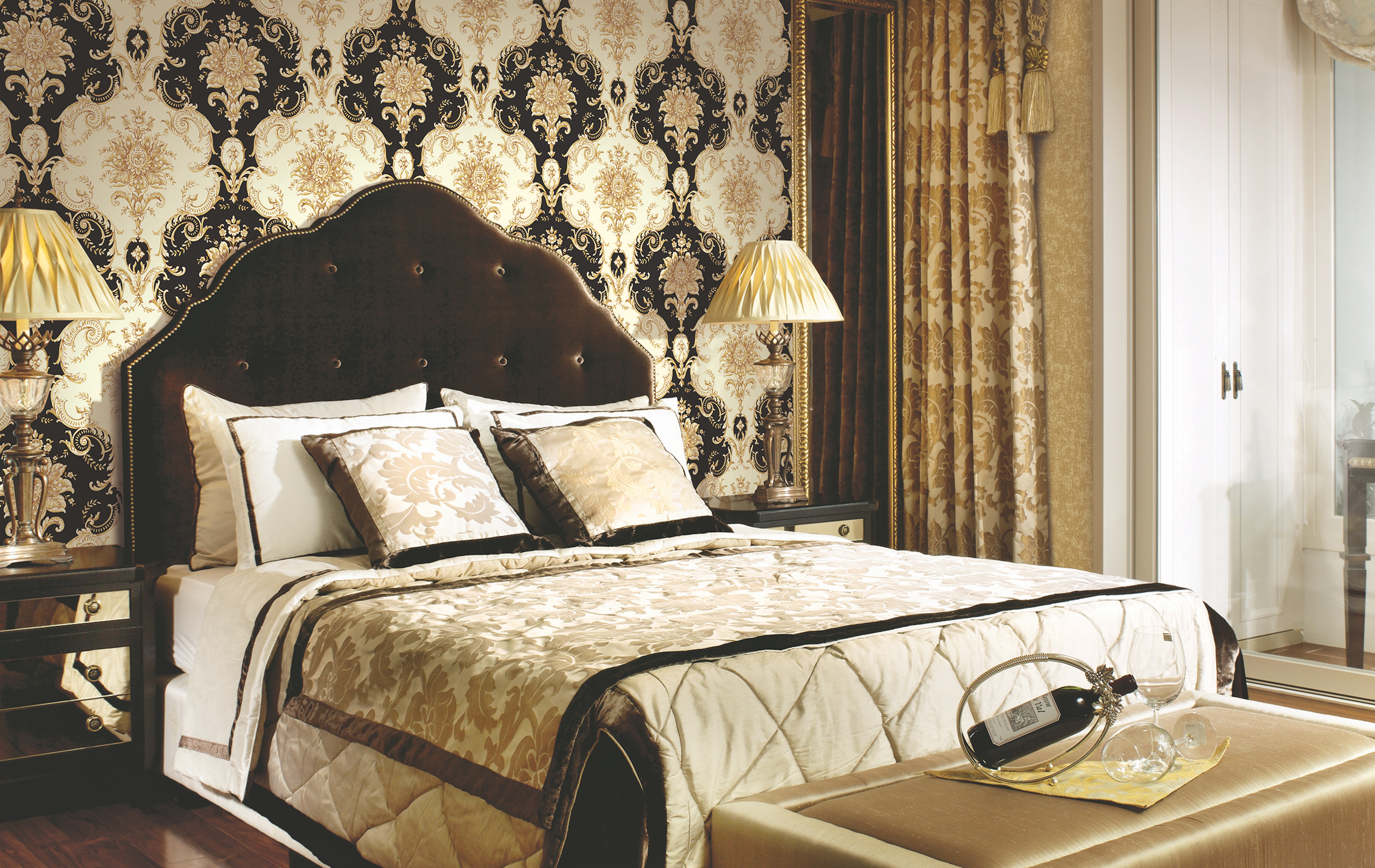 CONTESSA Collection