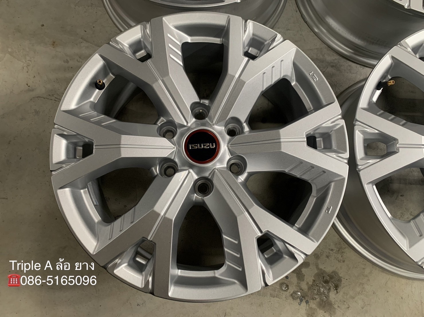 ✨ล้อแม็กป้ายแดง✨ISUZU D-Max รุ่นใหม่ ขอบ 18 สีบอร์น💖ใหม่กริ๊บ💖