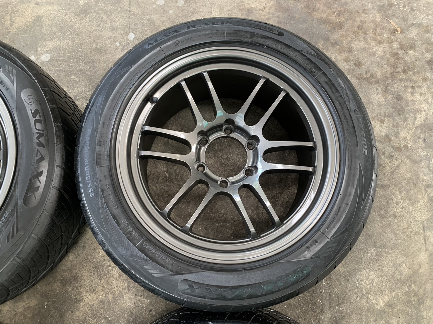 ✨ล้อแม็กพร้อมยาง✨6รู139 RP2 ขอบ 18 สีเทา💖สภาพสวย💖