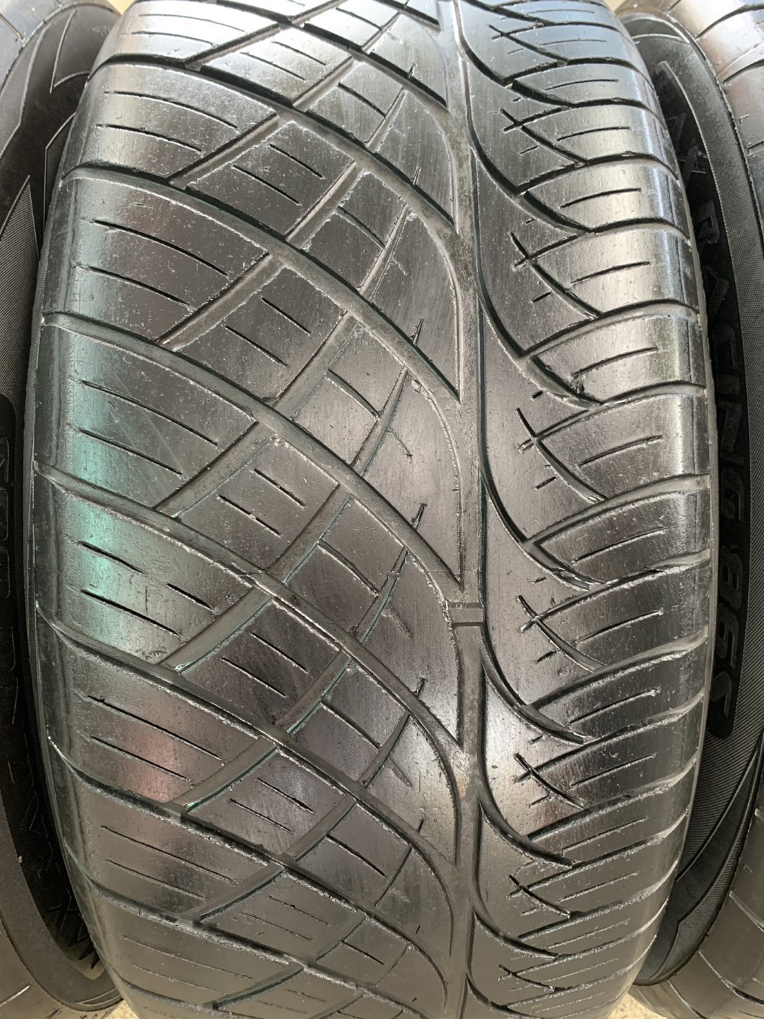 ✨ล้อแม็กพร้อมยาง✨6รู139 RP2 ขอบ 18 สีเทา💖สภาพสวย💖