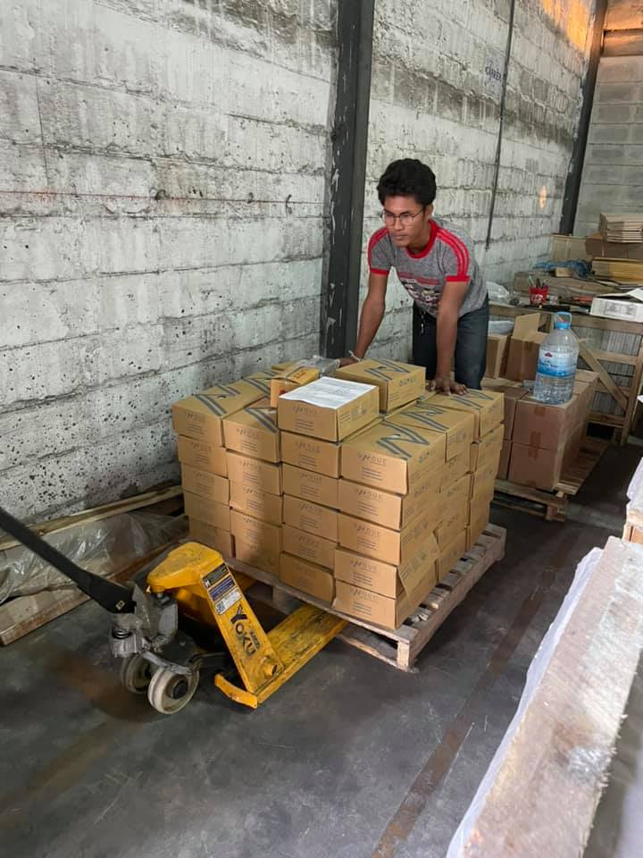 หินปูสระว่ายน้ำ Green Sukabumi เกาะพงัน จ.สุราษฏร์ธานี