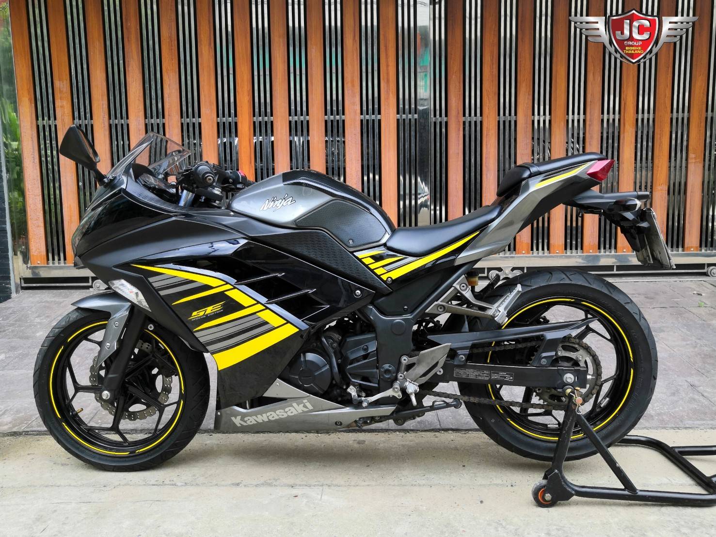 Ninja300abs~Special Edition รถบ้านแท้มือเดียว เครื่องเดิม ไมล์แท้หมื่นกว่าโล