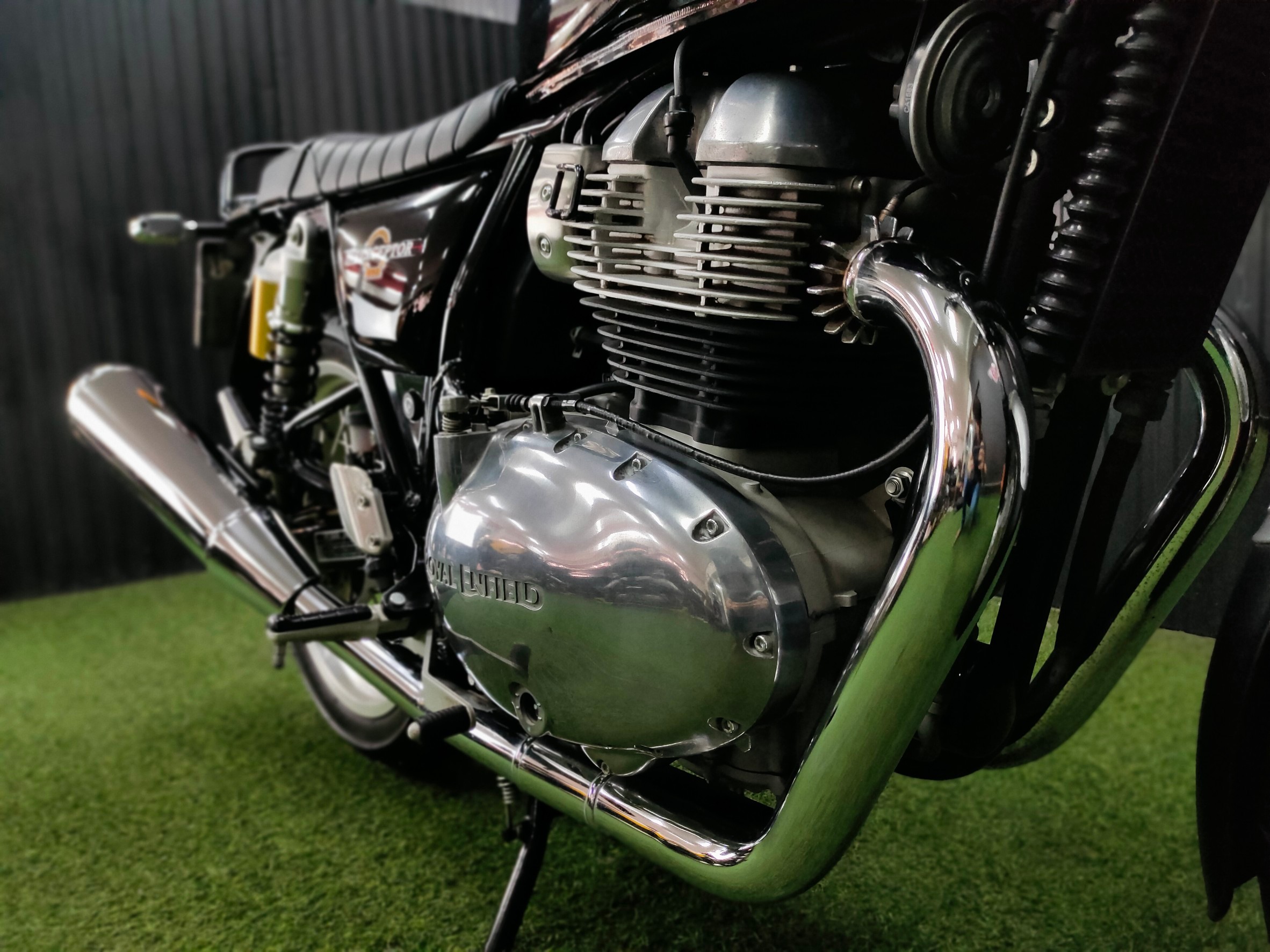 😎 มาแว้วโมเดิร์นคลาสสิกยอดนิยม "Royal Enfield" Interceptor 650 INT จดทะเบียนปี2020....สวยจริงไรจริงคันนี้⁉️