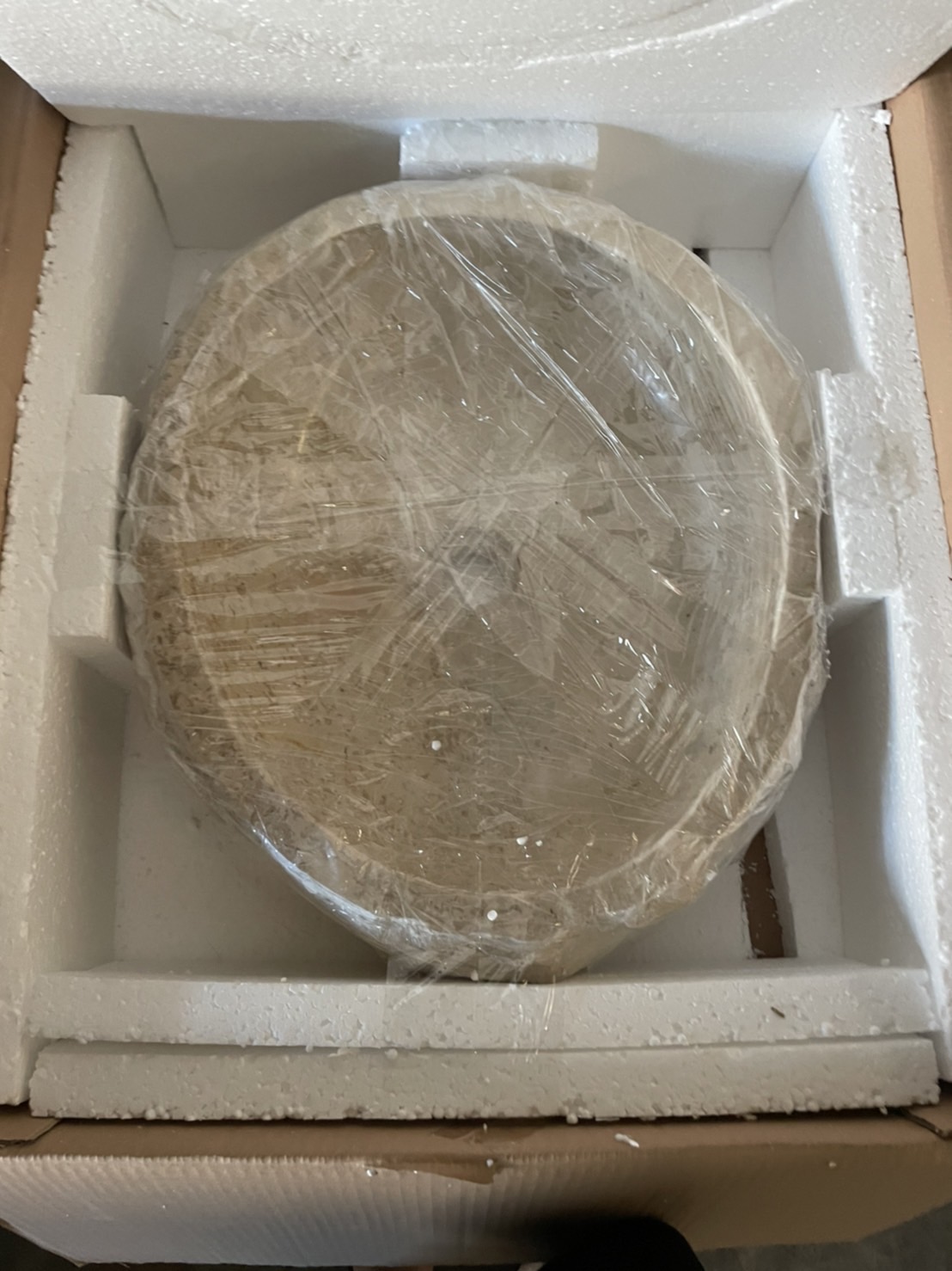 อ่างล้างหน้าหินธรรมชาติ สีสด ทรงสวย