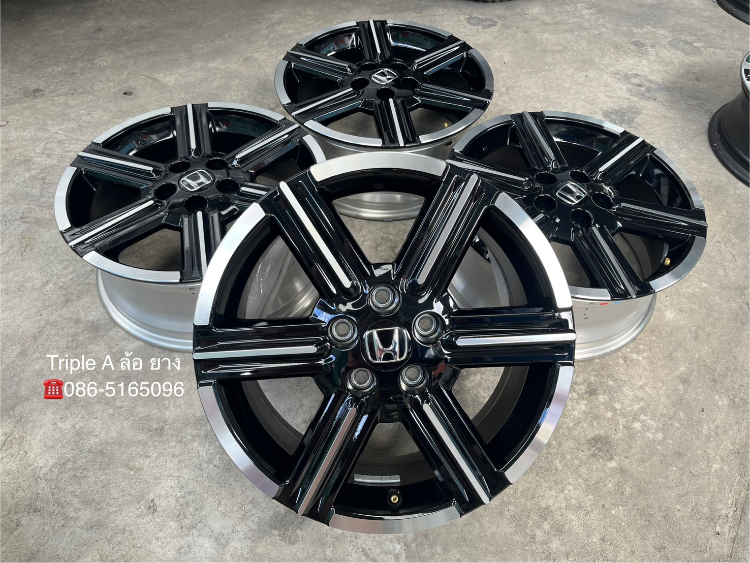 ✨ล้อแม็กป้ายแดง✨Honda HRV รุ่นใหม่ล่าสุด ขอบ 17 ดำหน้าเงา💖สวยกริ๊บ💖