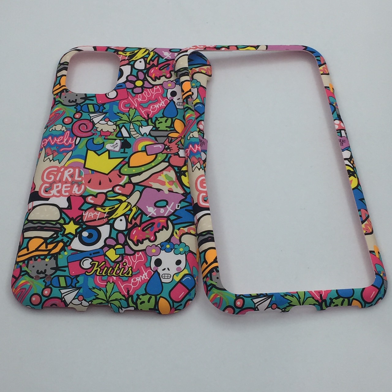 เคสคูทิส(Kutis)เคสไอโฟน11G(ลายสตรีทStreet)มาใหม่ เคสประกบหน้า-หลัง เคสเรืองแสง เคสลายวินเทจ ร้านSuperhero Klongthom