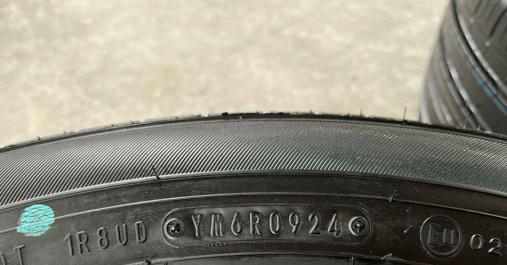 ♨️ปี 24♨️✨ยางใหม่ป้ายแดง✨215-55-16 Dunlop💖ใหม่กริ๊บ💖