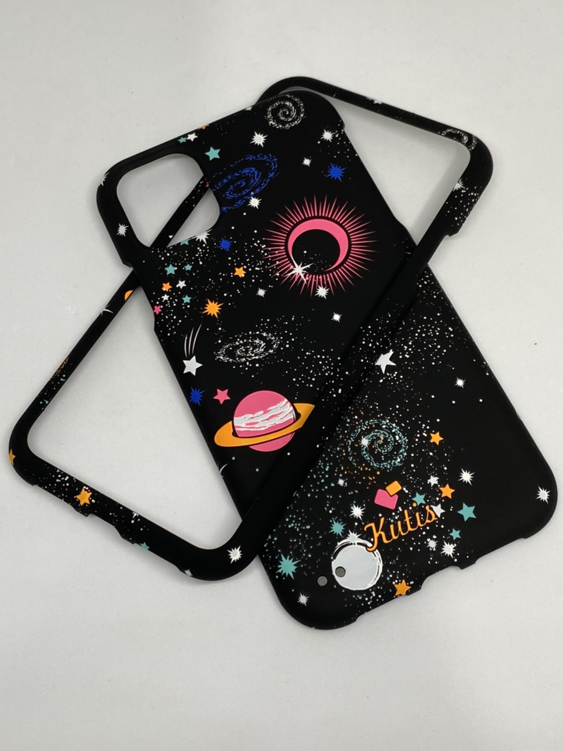 เคสคูทิส(Kutis)เคสไอโฟน11G(ลายดวงดาวอวกาศ)มาใหม่ เคสประกบหน้า-หลัง เคสเรืองแสง เคสลายวินเทจ ร้านSuperhero Klongthom
