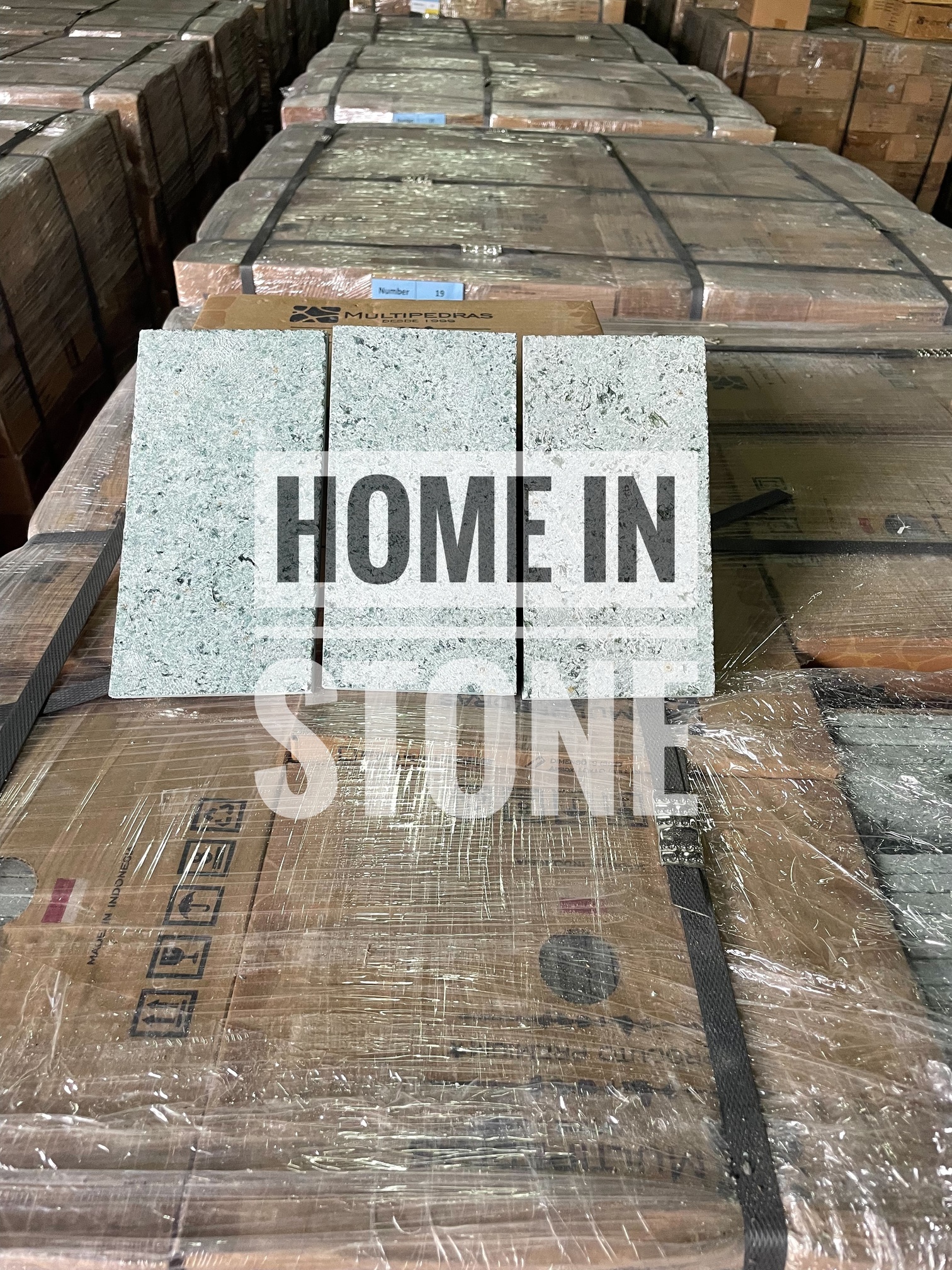 Green sukabumi หินปูสระว่ายน้ำ