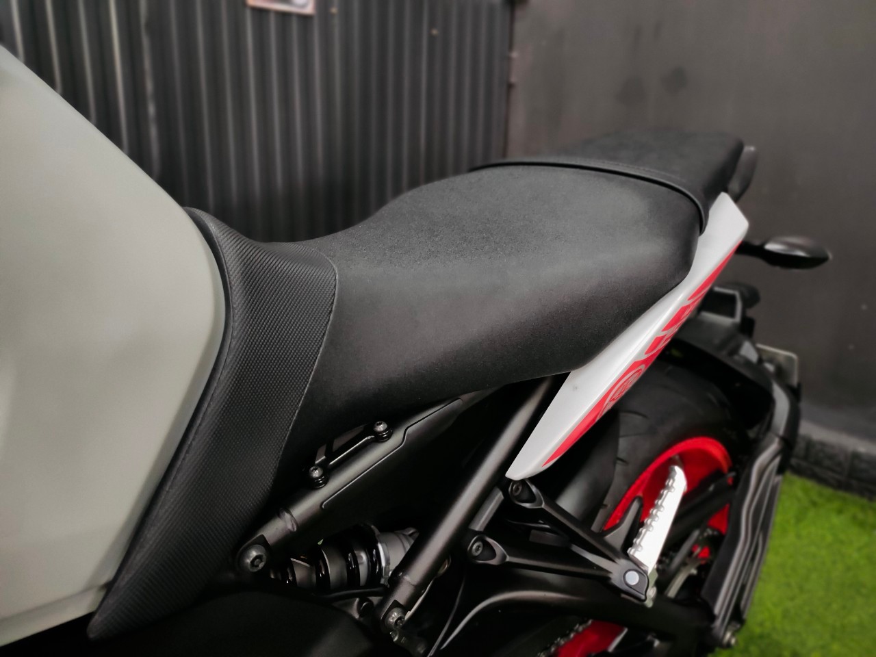 💥 ของดีมีแบ่งกันชม 😎 YAMAHA MT09 'เอเลี่ยน' รถกลางปี 2019 โคตรสวย โคตรใส ท่อฟูลแท้ๆ 💥