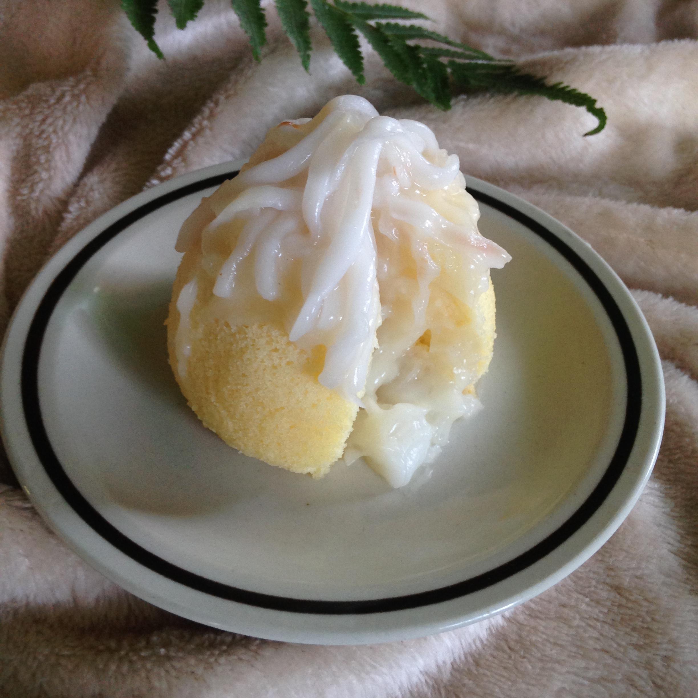 เค้กบอลมะพร้าวอ่อนลาวา Young Coconut Ball Lava Cake