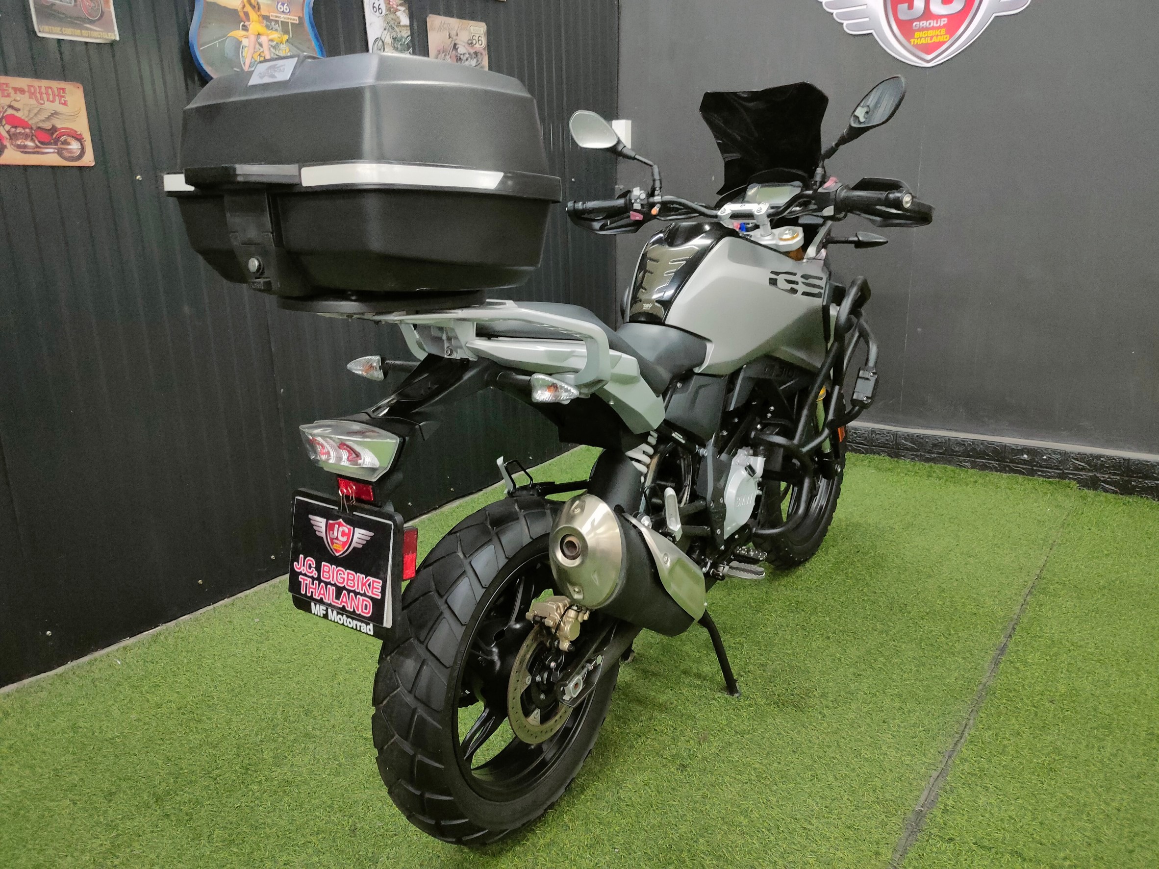 "คันไม่ใหญ่แน่นะวิ⁉️ เบาๆ สบายๆ ราคากันเอง 🤗 Gs310r รถปี18 สวยโดนใจของแต่งรอบคัน “โปรโคตรแรง"🔥🔥