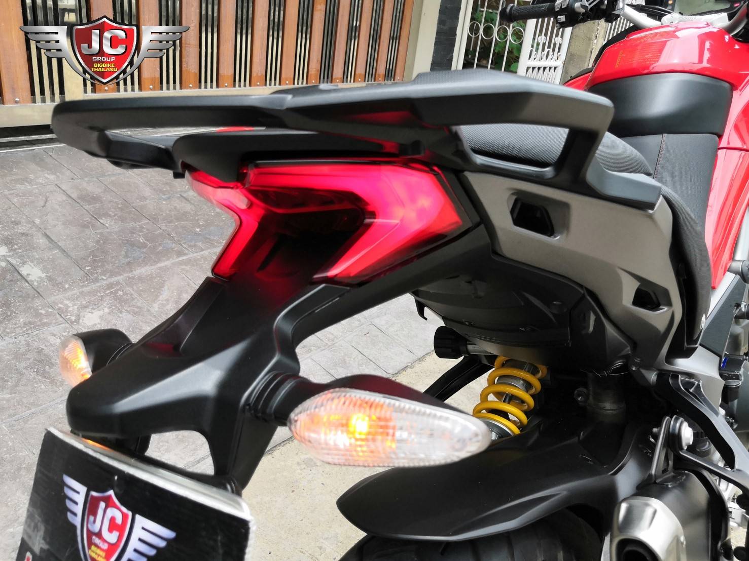 คันนี้พลาดไม่ได้‼️ #𝐃𝐮𝐜𝐚𝐭𝐢 #𝐌𝐮𝐥𝐭𝐢𝐬𝐭𝐚𝐫𝐝𝐚950_Adventure จดปี 2020 ไมล์แท้ 9,𝐱𝐱𝐱 𝐤𝐦