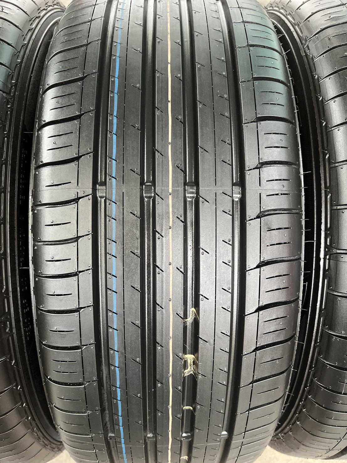 ♨️ปี 24♨️✨ยางใหม่ป้ายแดง✨215-55-16 Dunlop💖ใหม่กริ๊บ💖