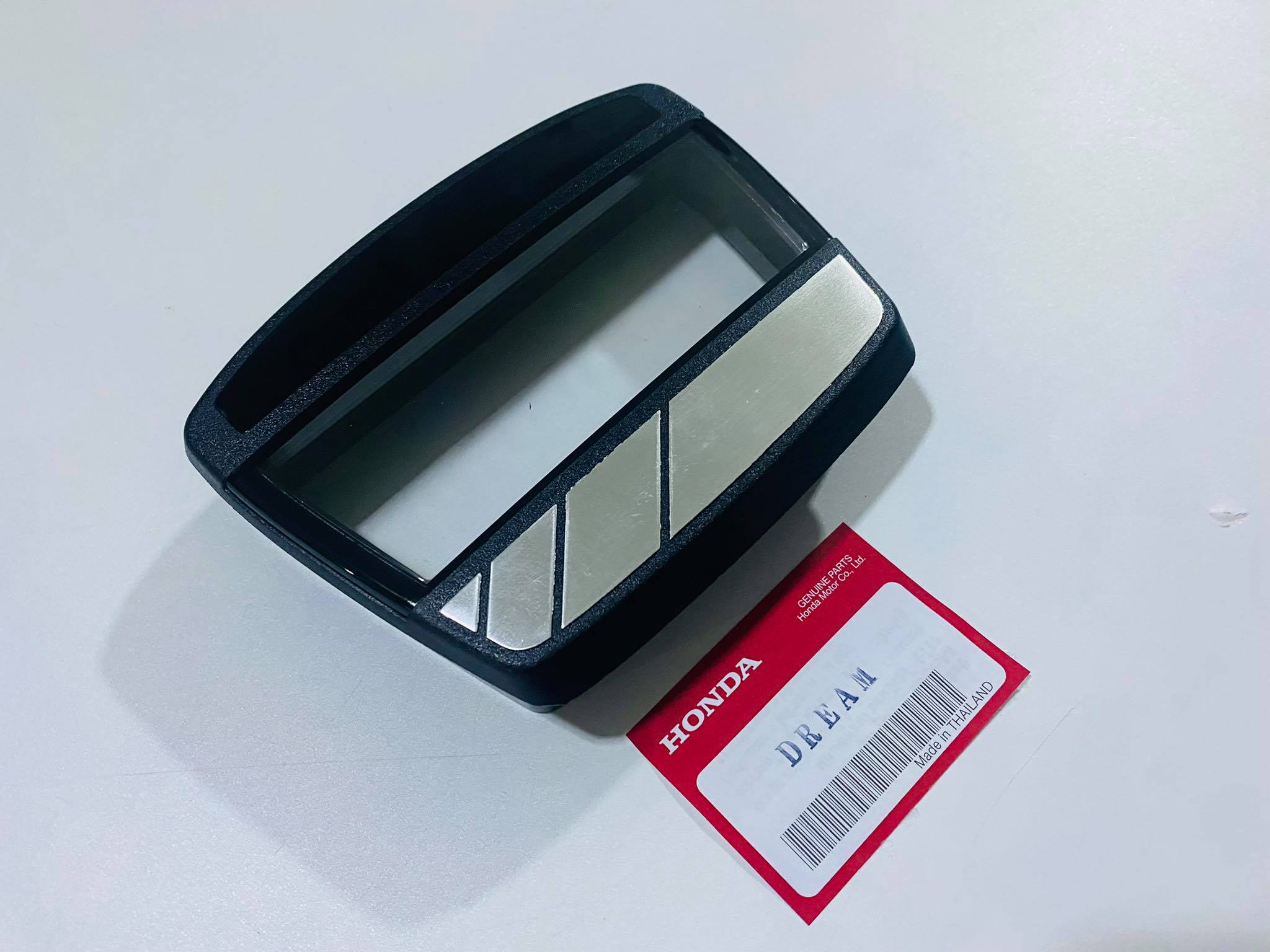 ฝาครอบเรือนไมล์ดรีมคุรุสภา อย่างดี