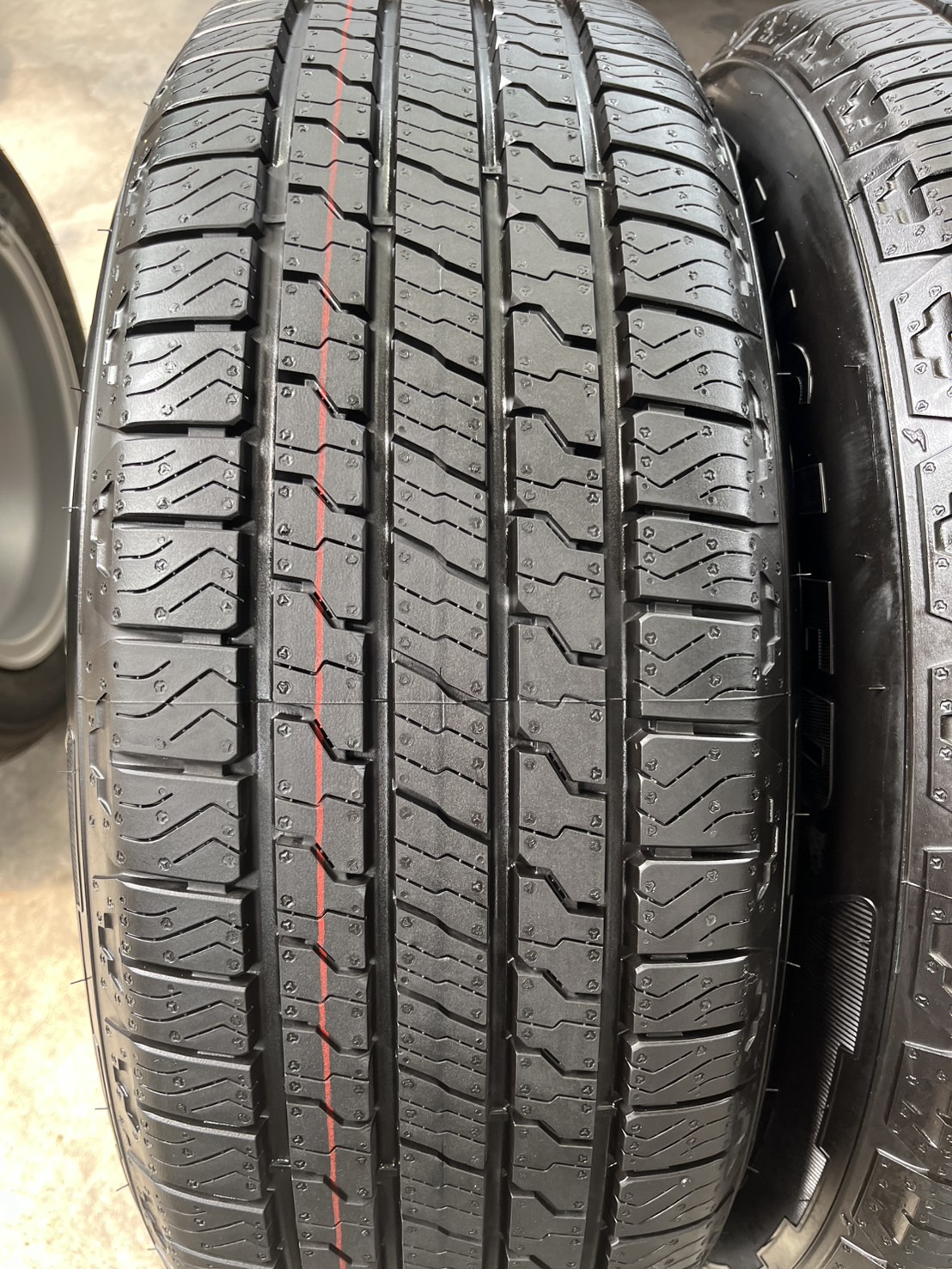 💥ปี 25💥✨ยางใหม่ป้ายแดง✨255-65-18 Goodyear💖ใหม่กริ๊บ💖ถอดจาก🚗โชว์รูมรถ ไม่ผ่านการใช้งาน