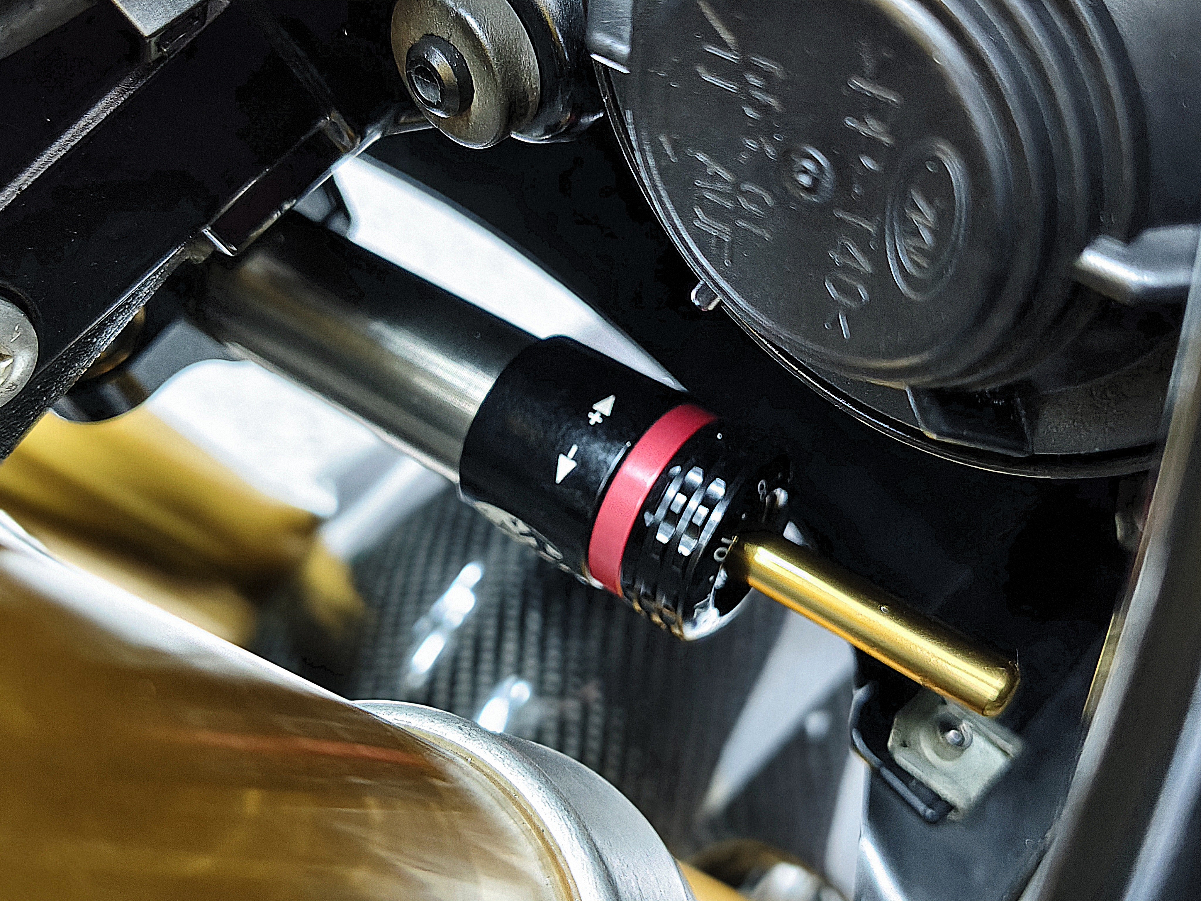 🦈 ฉลามบุก....ชุดแต่ง Full Carbon‼️ BMW S1000RR abs PRO กลางปี 2017 สุดจัดในย่านนี้ 💥 Serviceใหญ่แล้ว