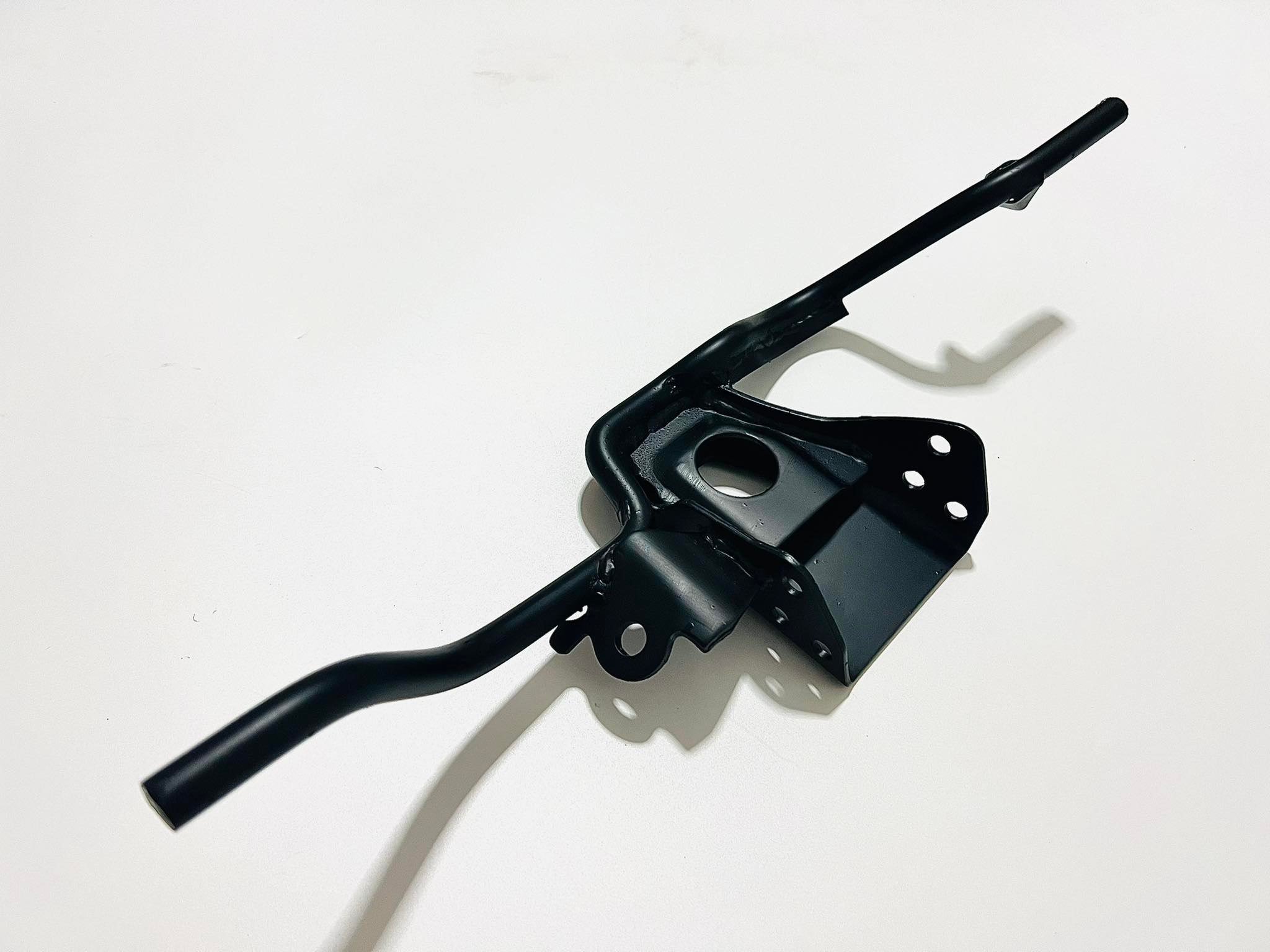 เหล็กพักเท้าหน้าrc110 คริสตัล new L30-31