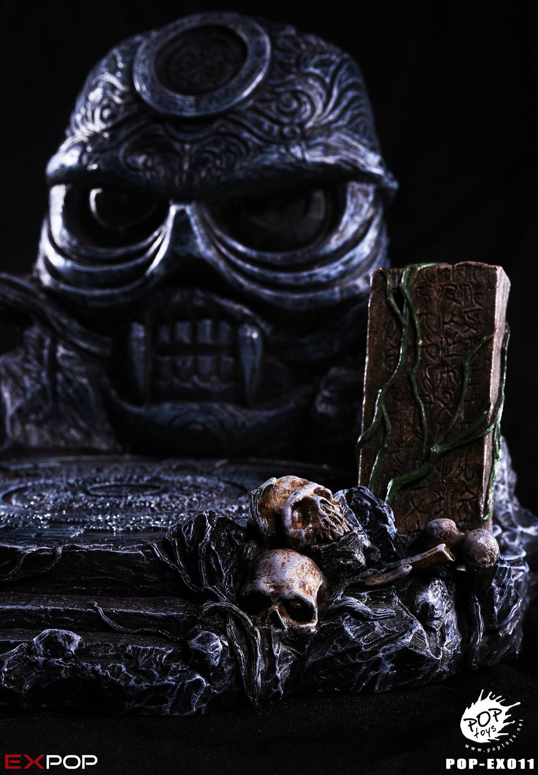 POPTOYS EX011B Touching Gold Captain (Deluxe Edition)